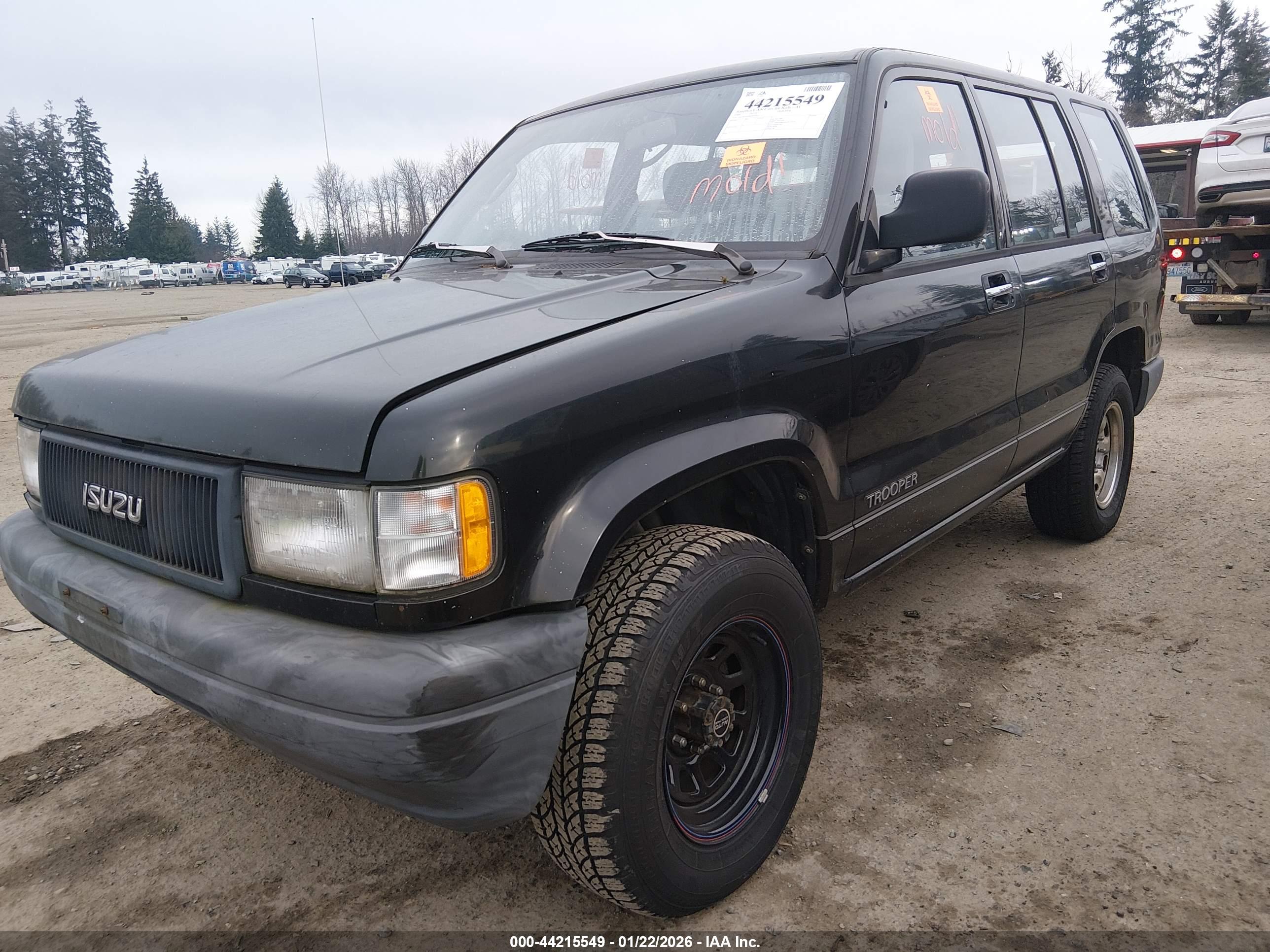 ISUZU TROOPER image 2