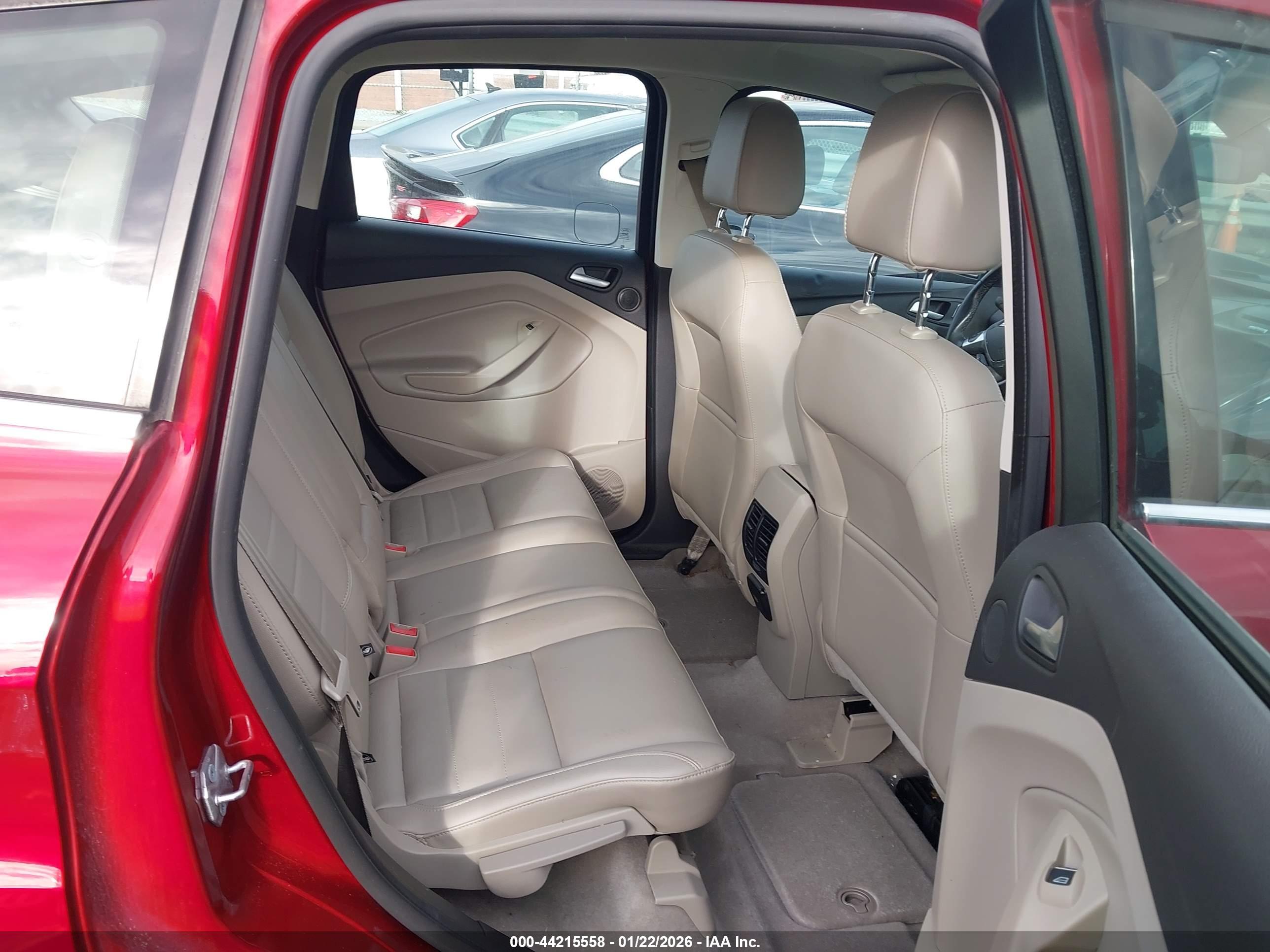 FORD C-MAX image 8