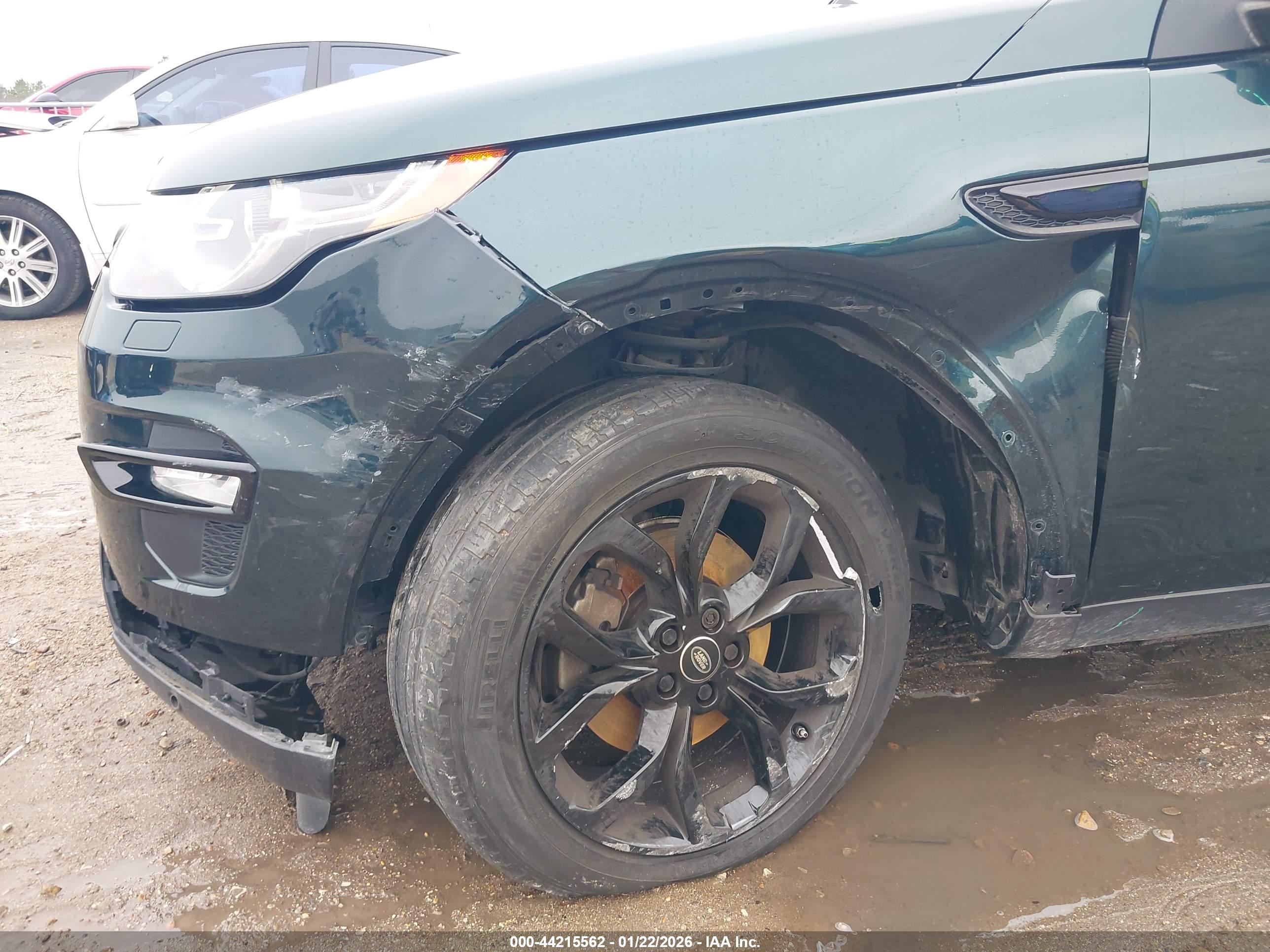 LAND ROVER image 6