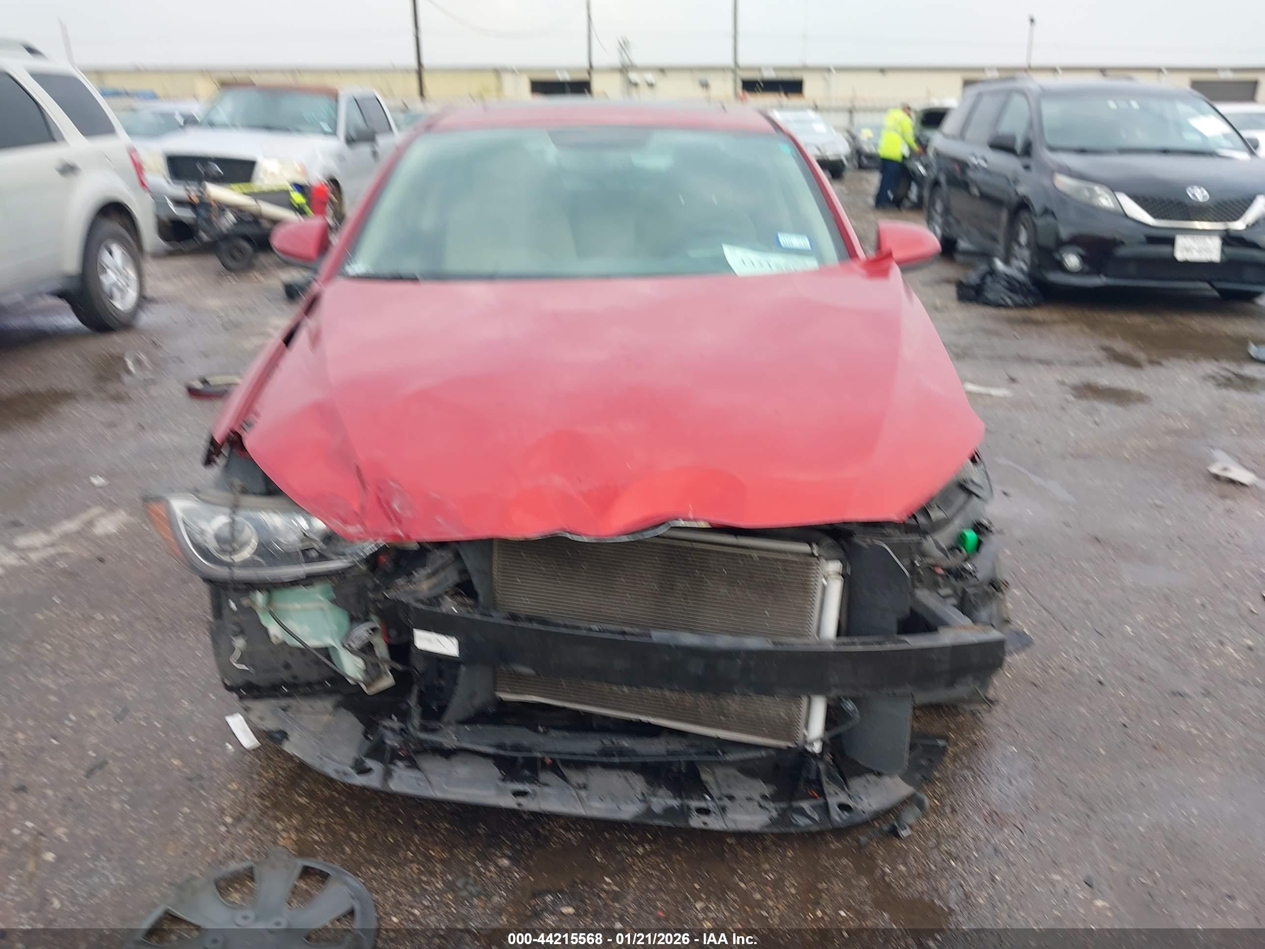 HYUNDAI ELANTRA image 6