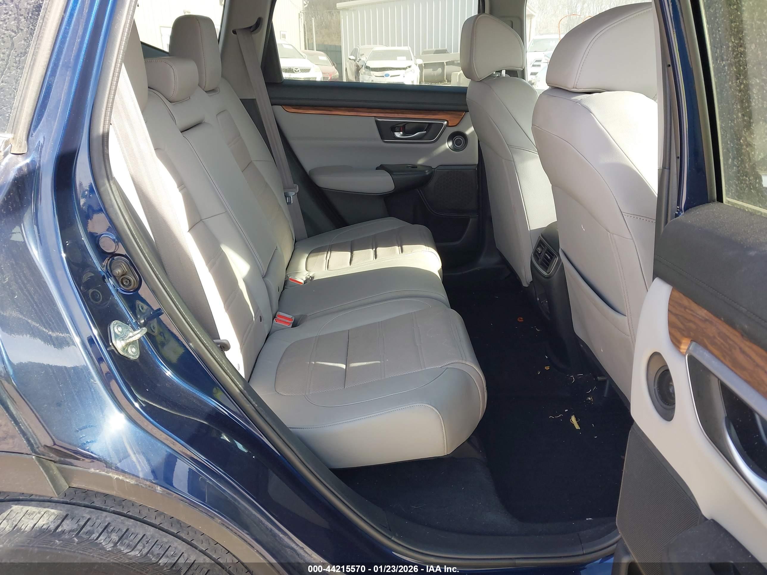 HONDA CR-V image 8
