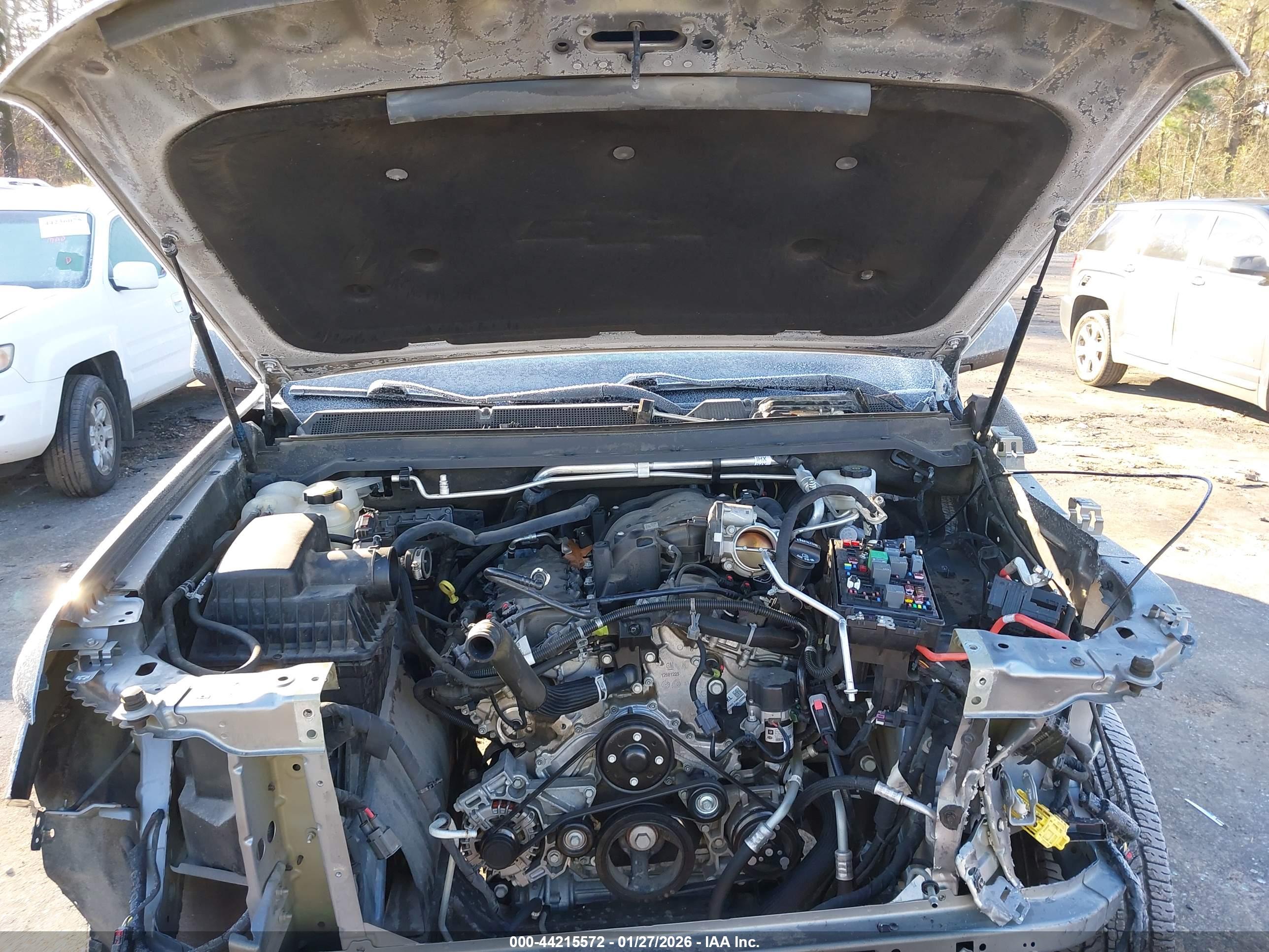 CHEVROLET COLORADO image 10
