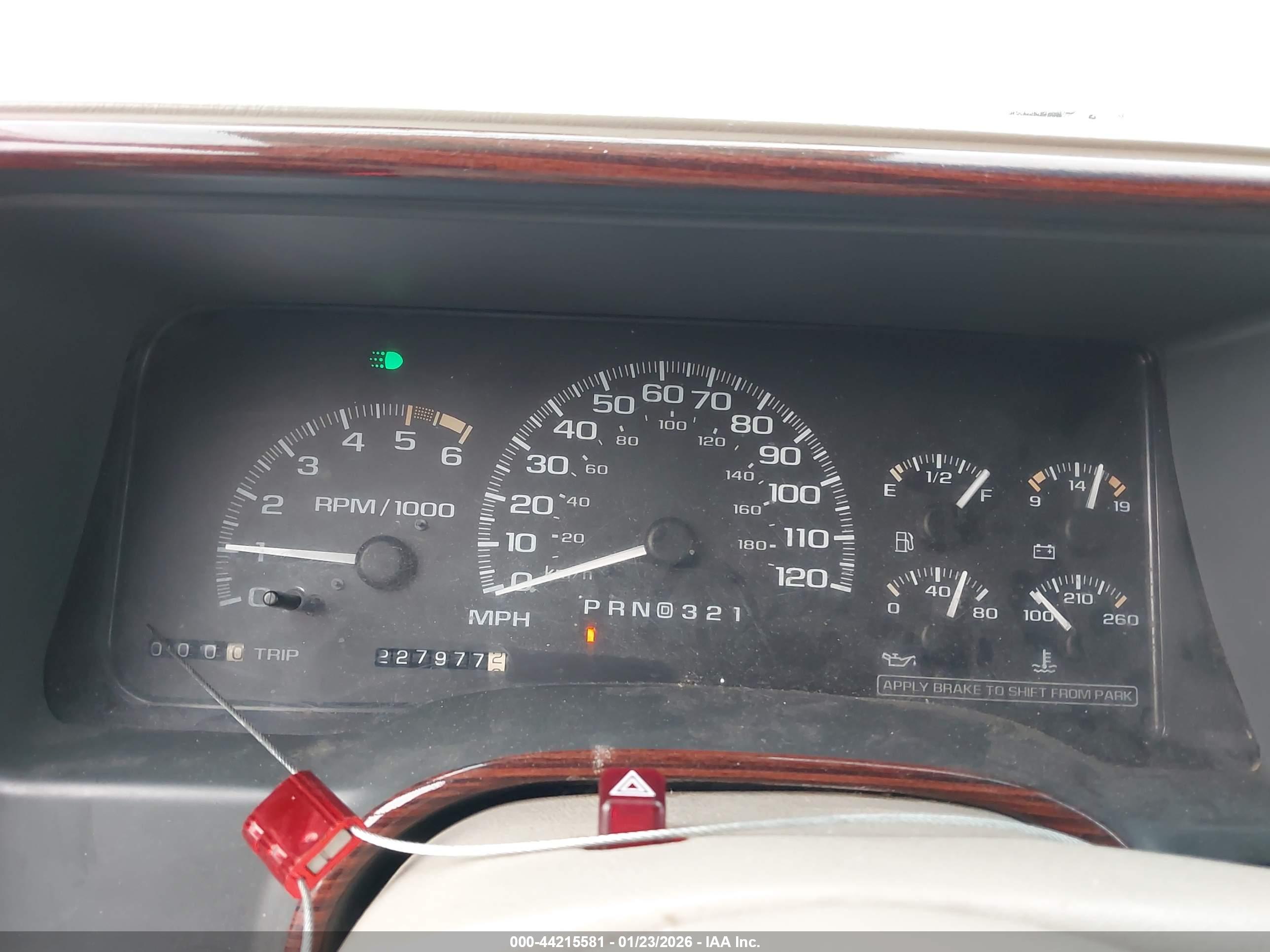CADILLAC ESCALADE image 7