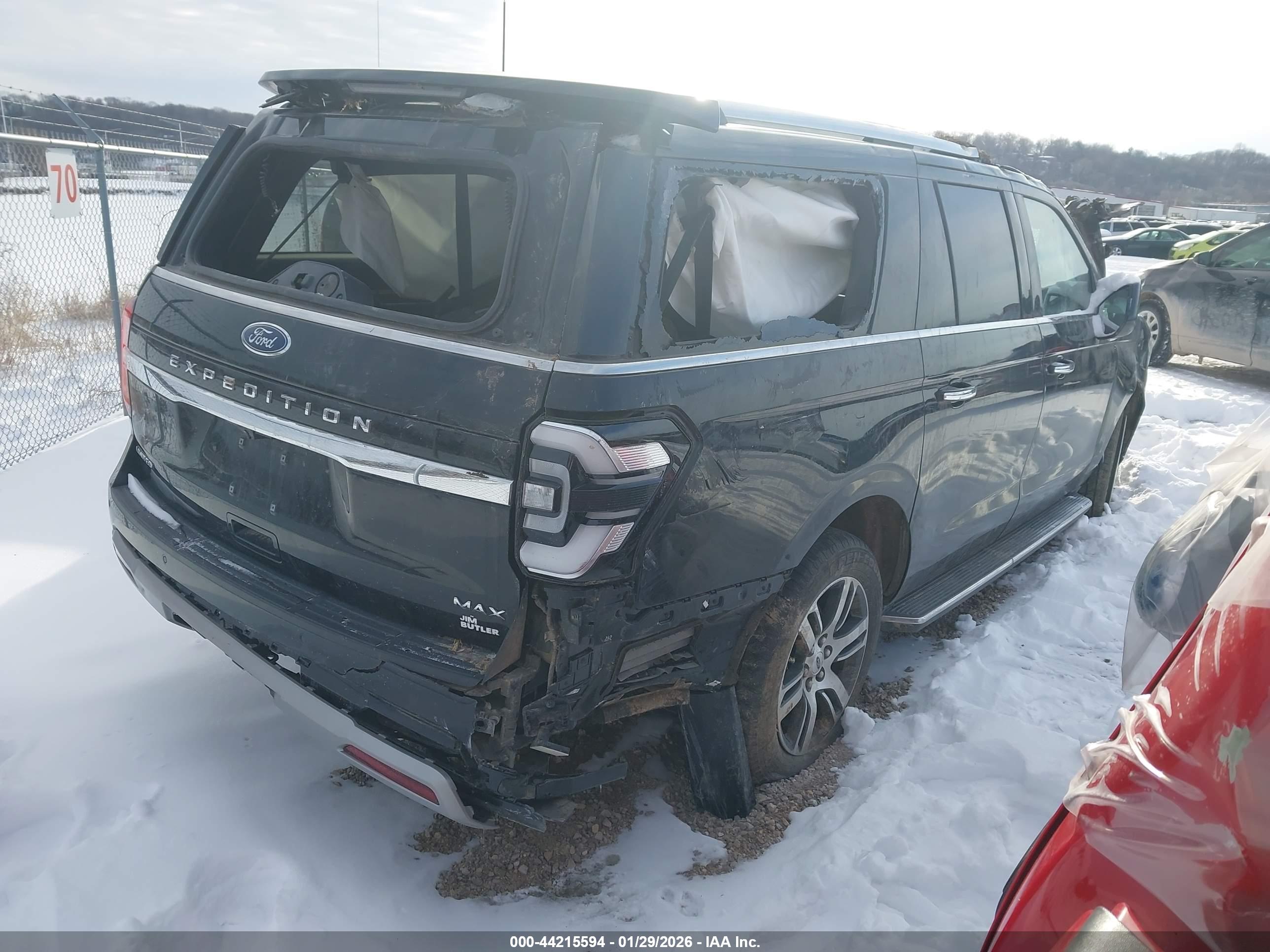 FORD EXPEDITION image 4