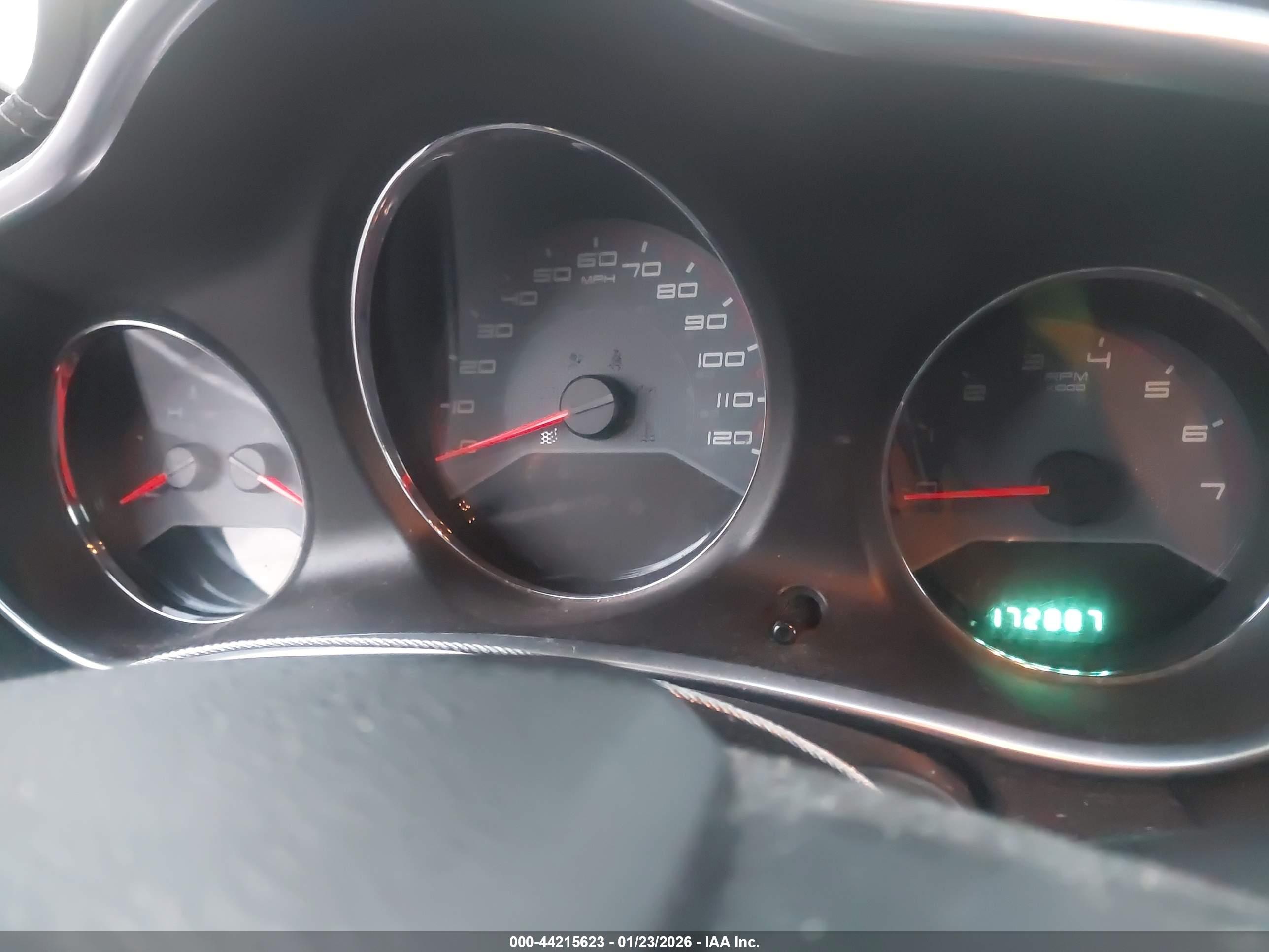 DODGE AVENGER image 7