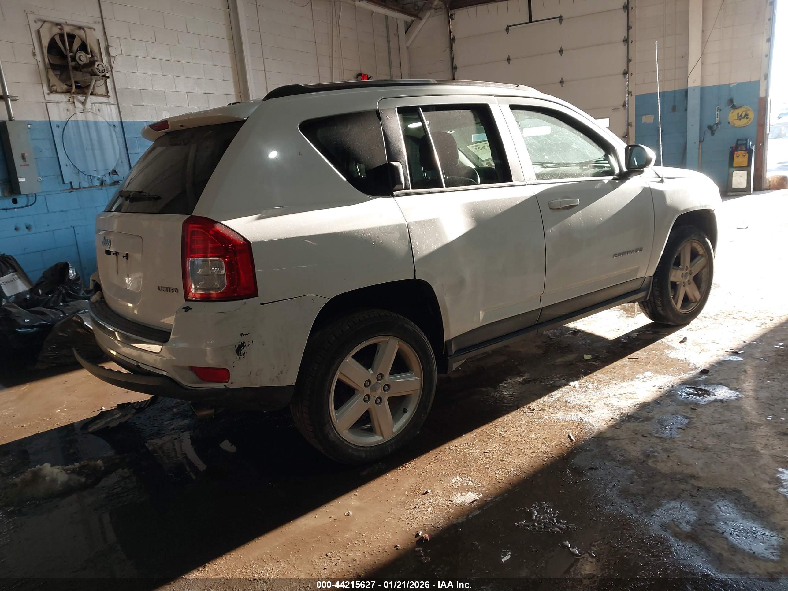 JEEP COMPASS image 4