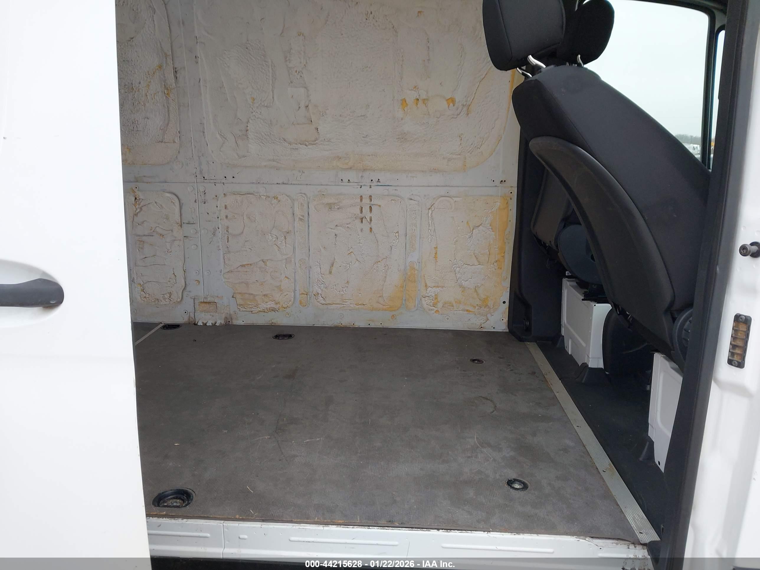 MERCEDES-BENZ SPRINTER image 8