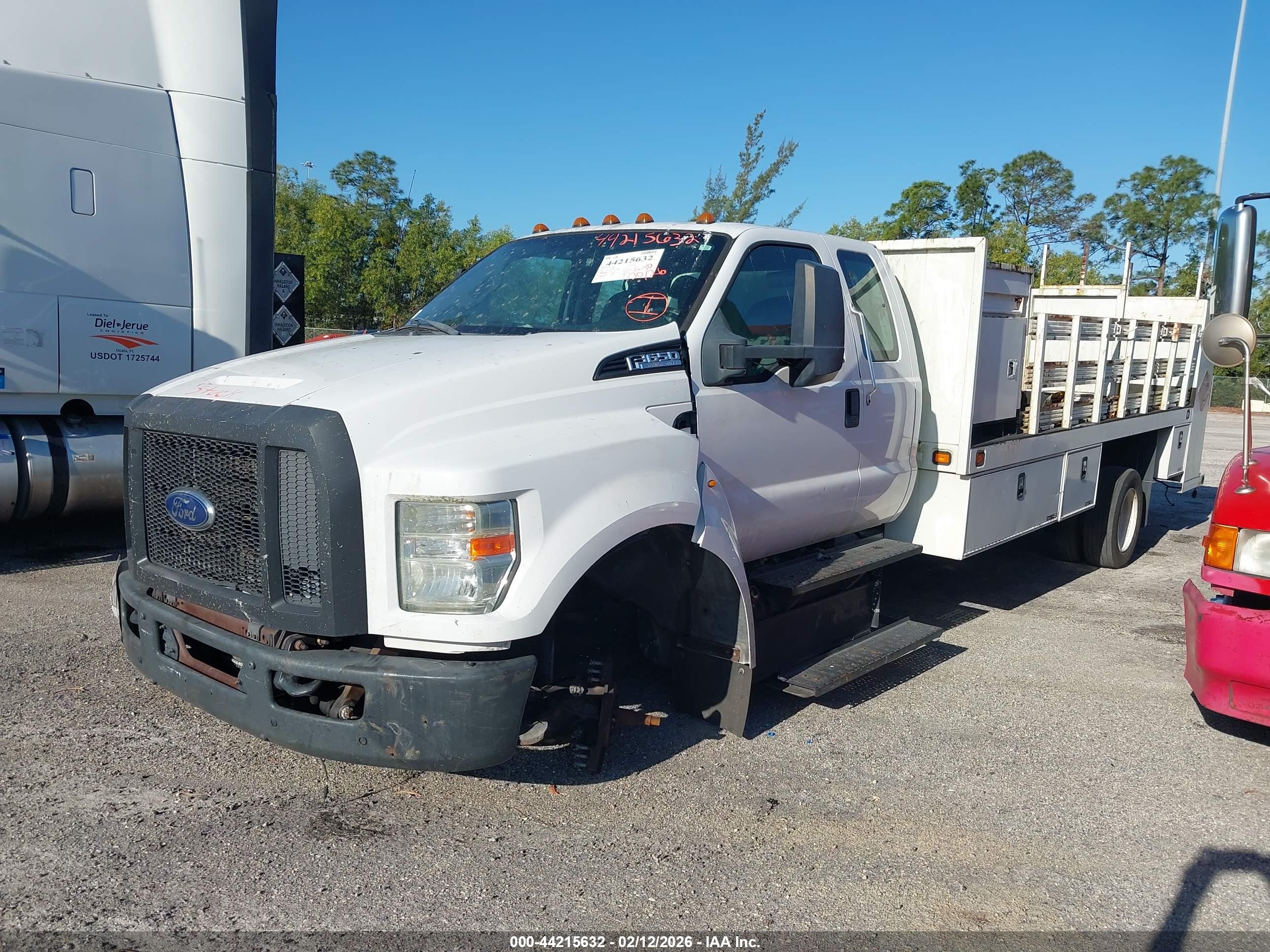 FORD F-650 image 2