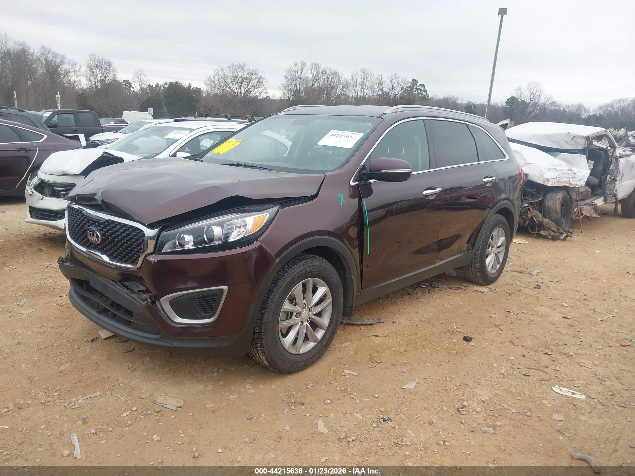 KIA SORENTO image 2