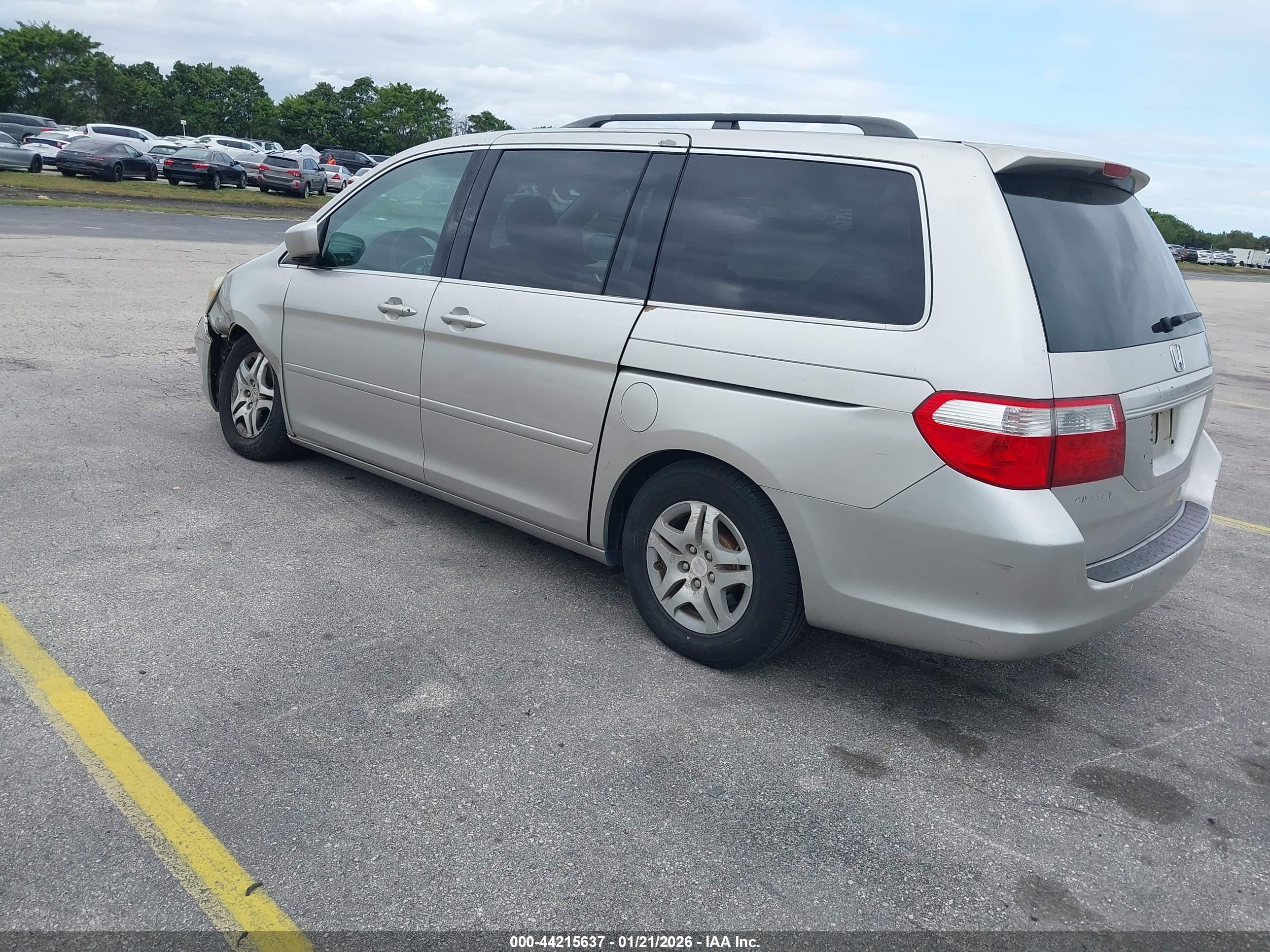 HONDA ODYSSEY image 3
