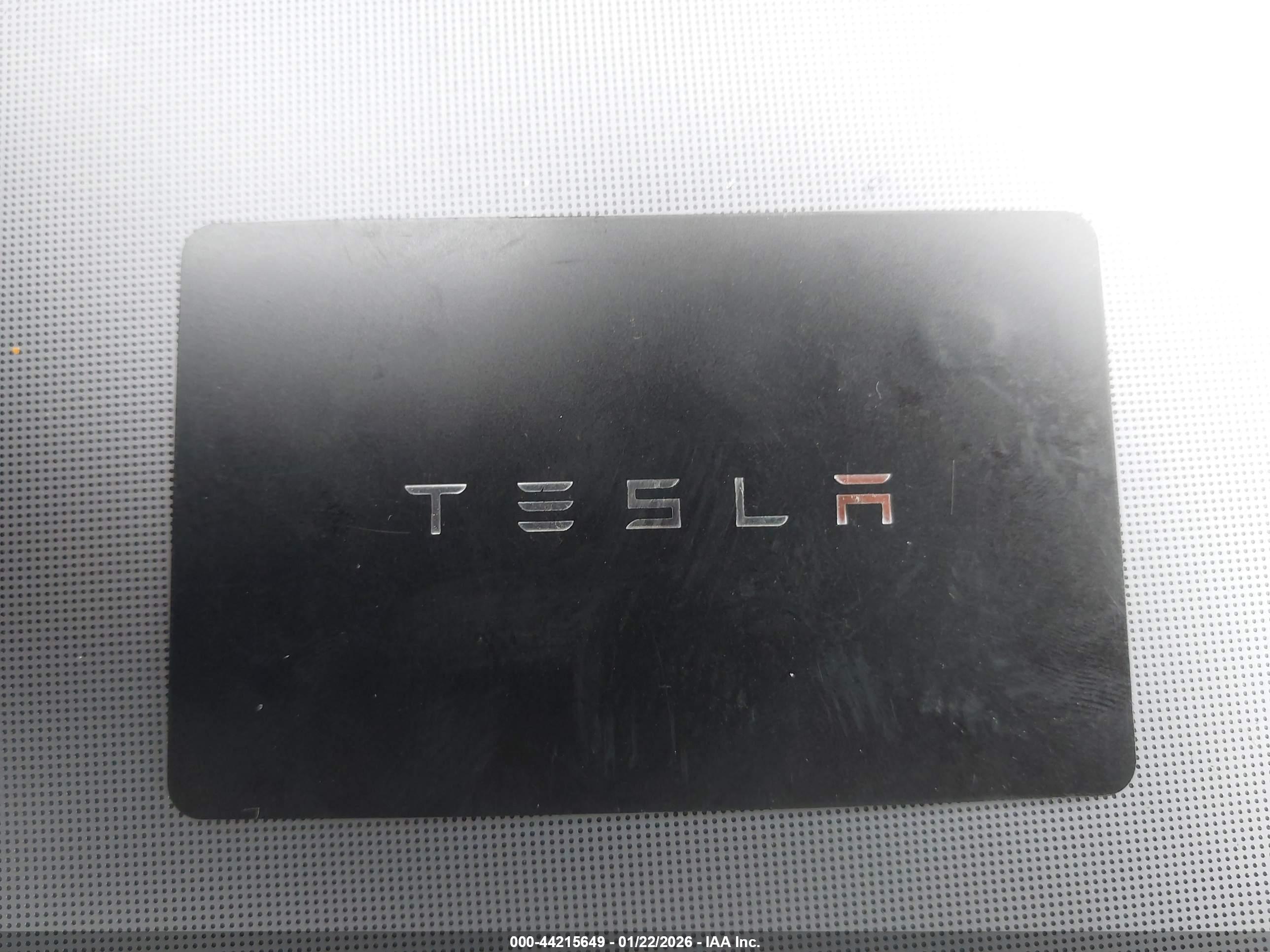 TESLA MODEL image 11
