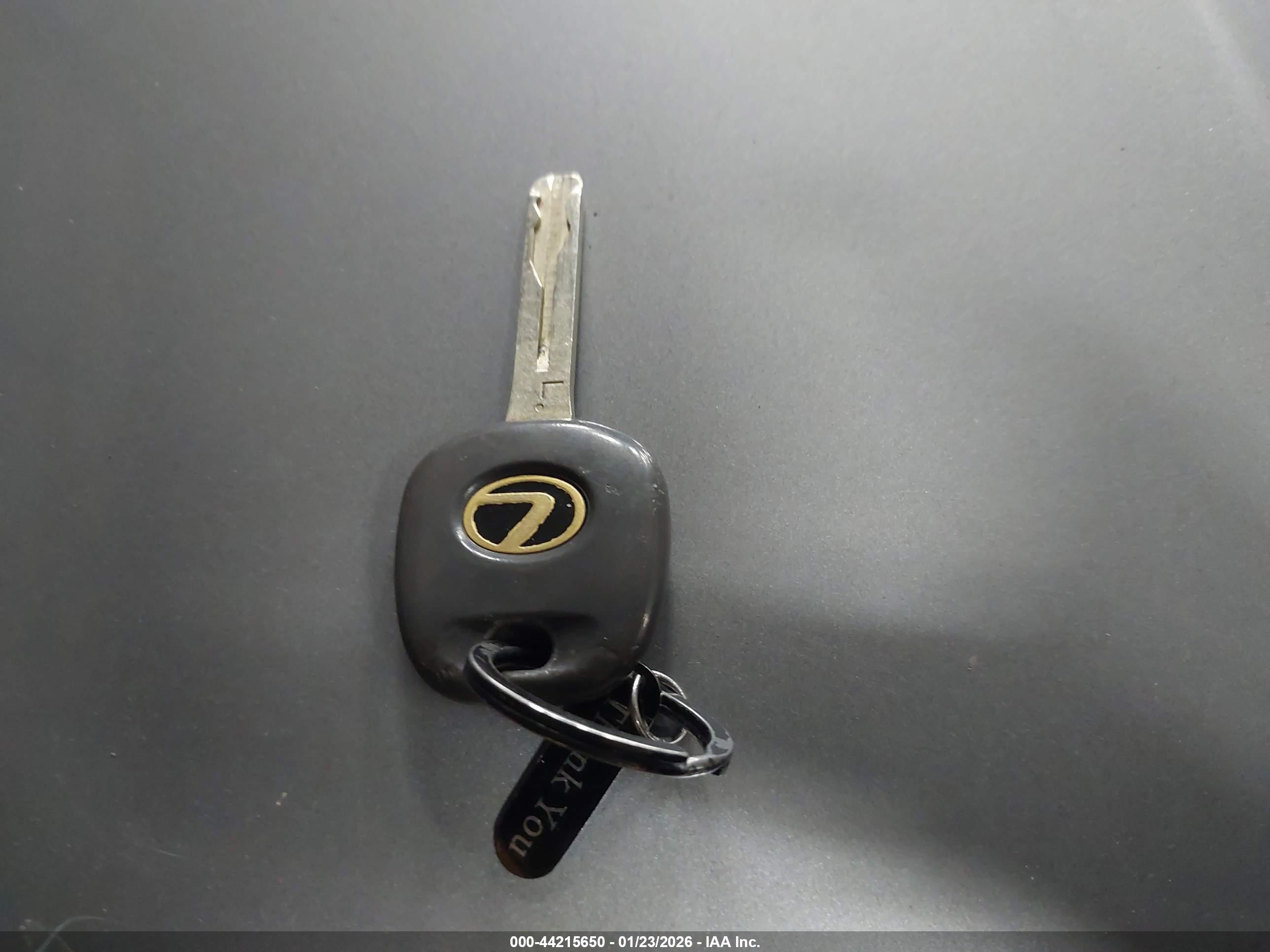 LEXUS GX image 11