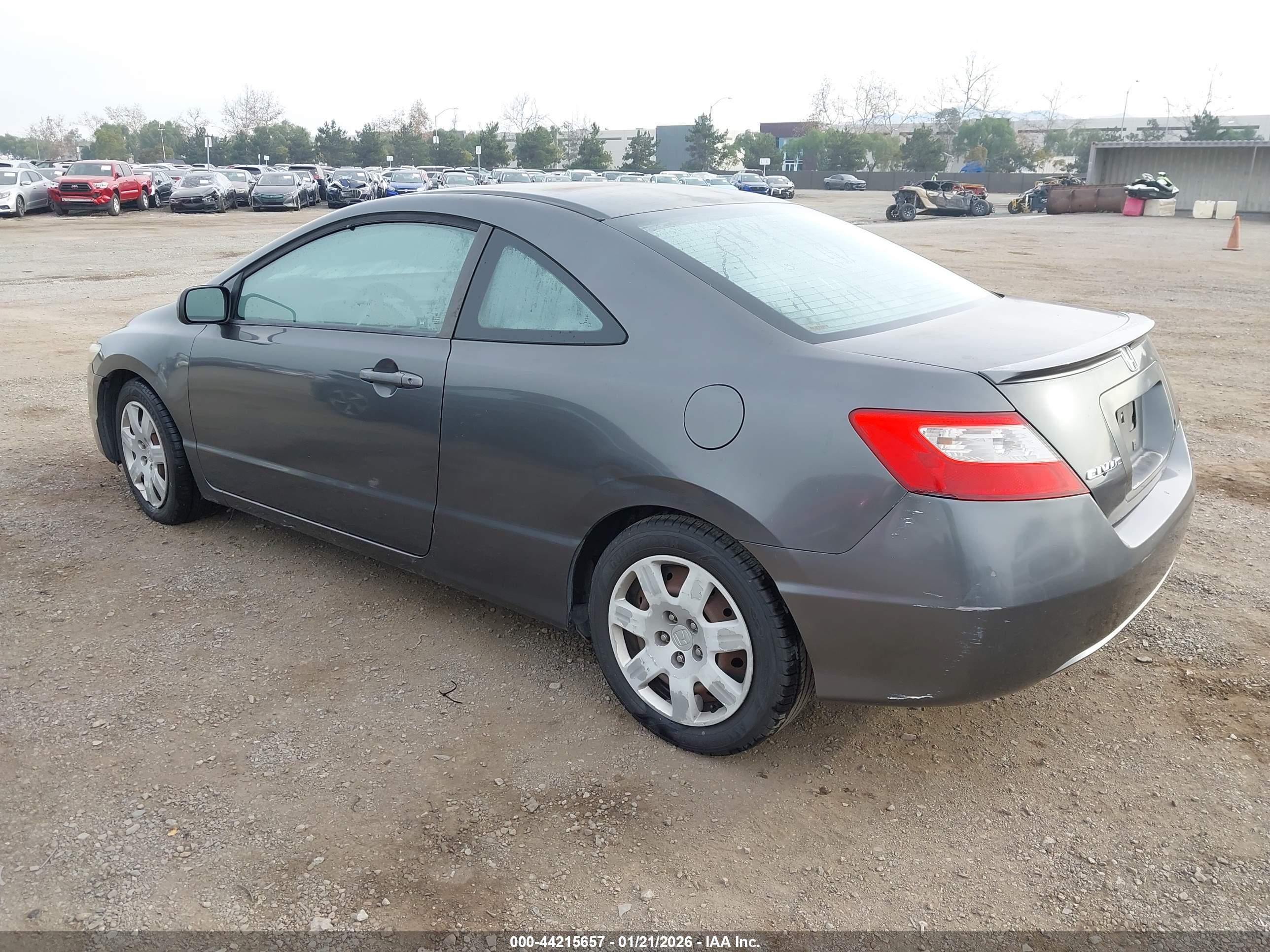 HONDA CIVIC image 3