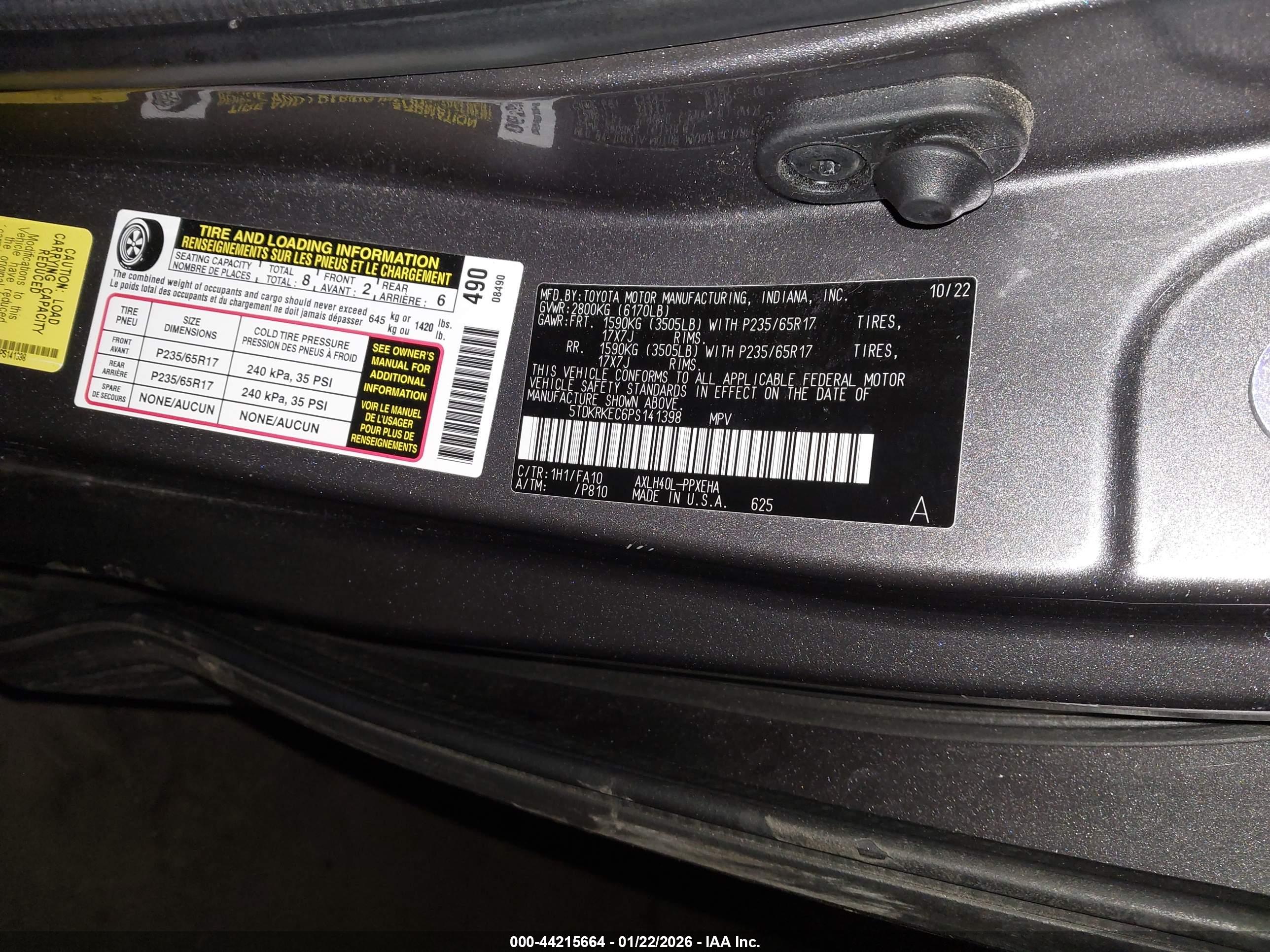 TOYOTA SIENNA image 9