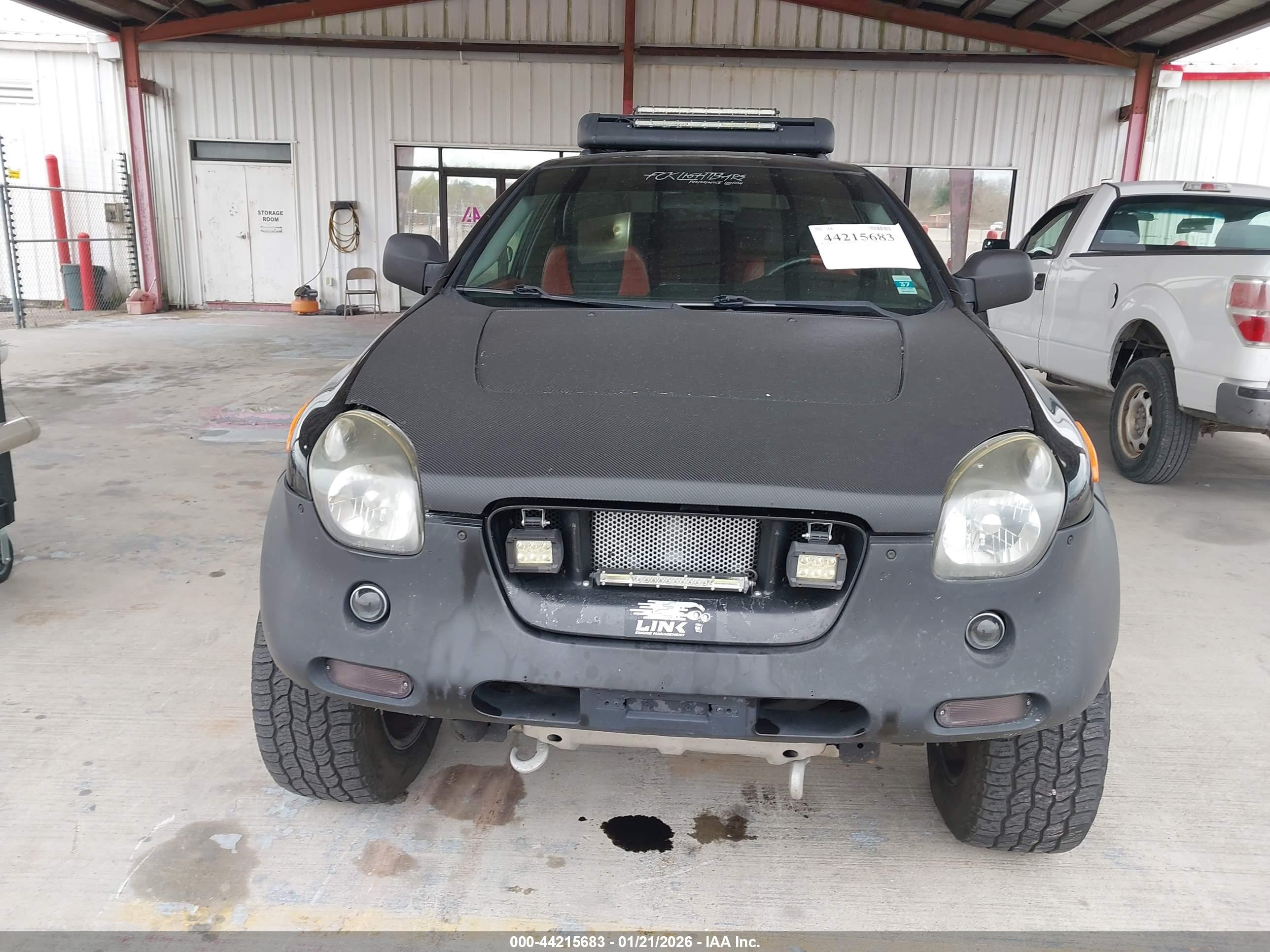 ISUZU VEHICROSS image 6