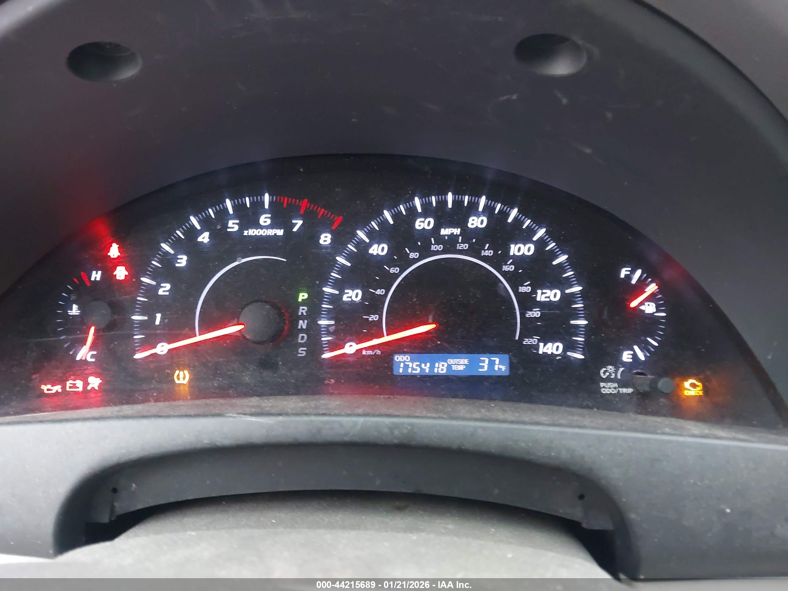TOYOTA CAMRY image 7