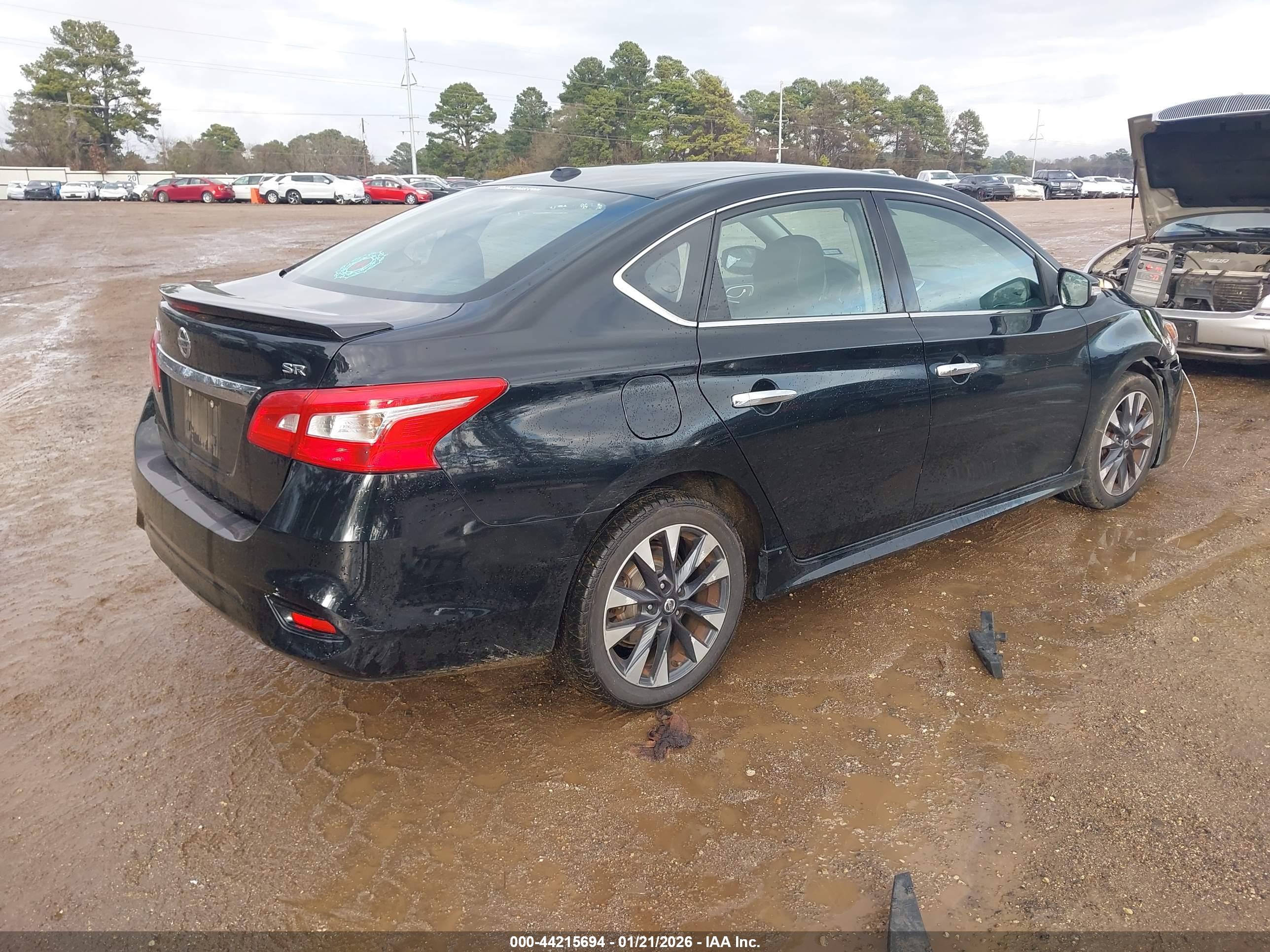 NISSAN SENTRA image 4