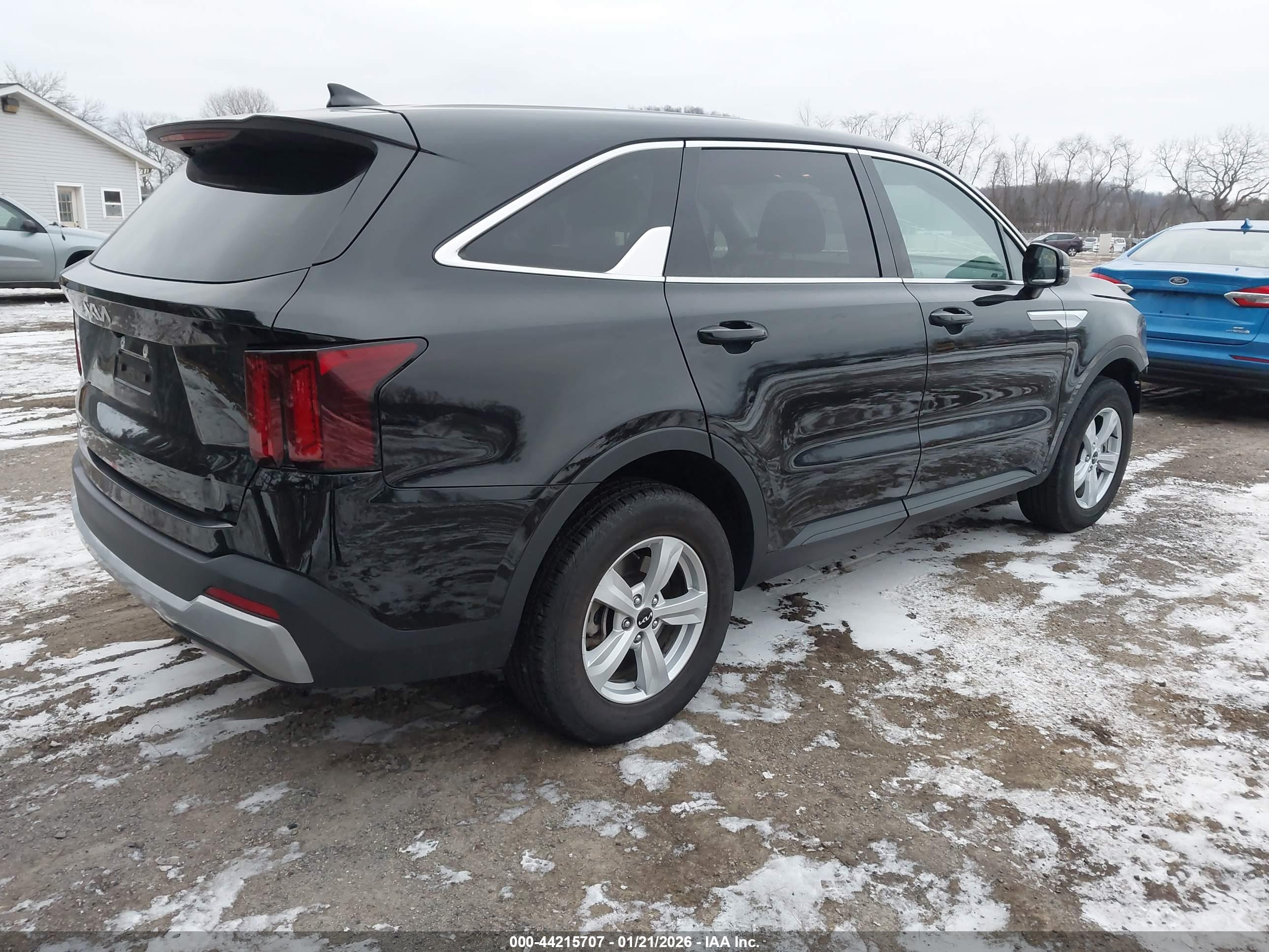 KIA SORENTO image 4