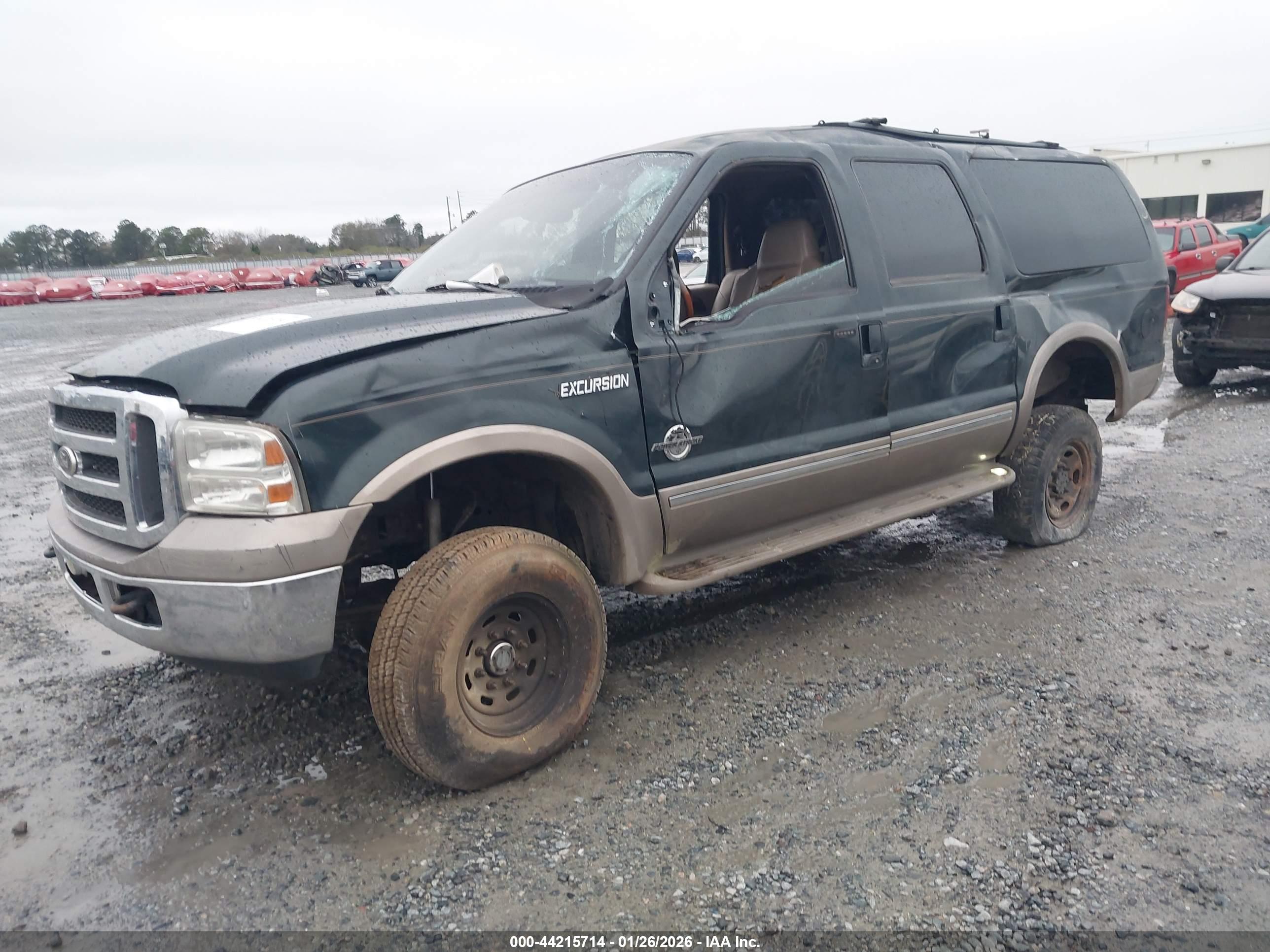 FORD EXCURSION image 2