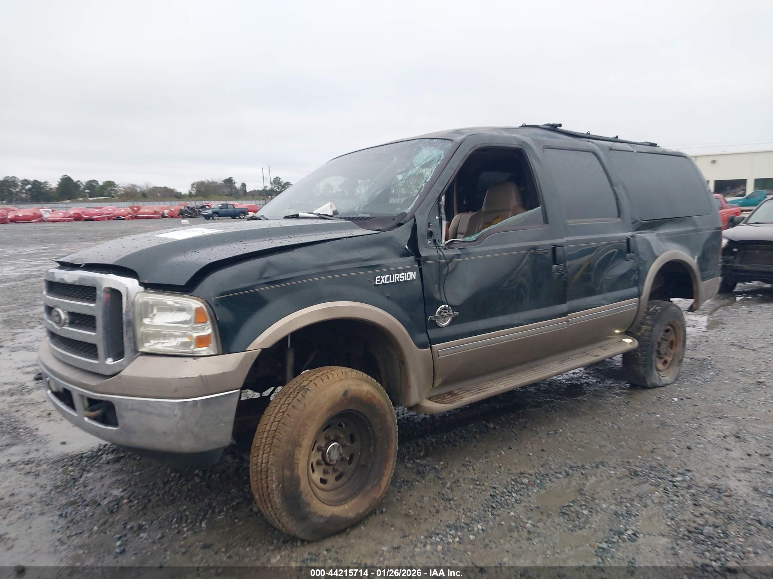 FORD EXCURSION image 6