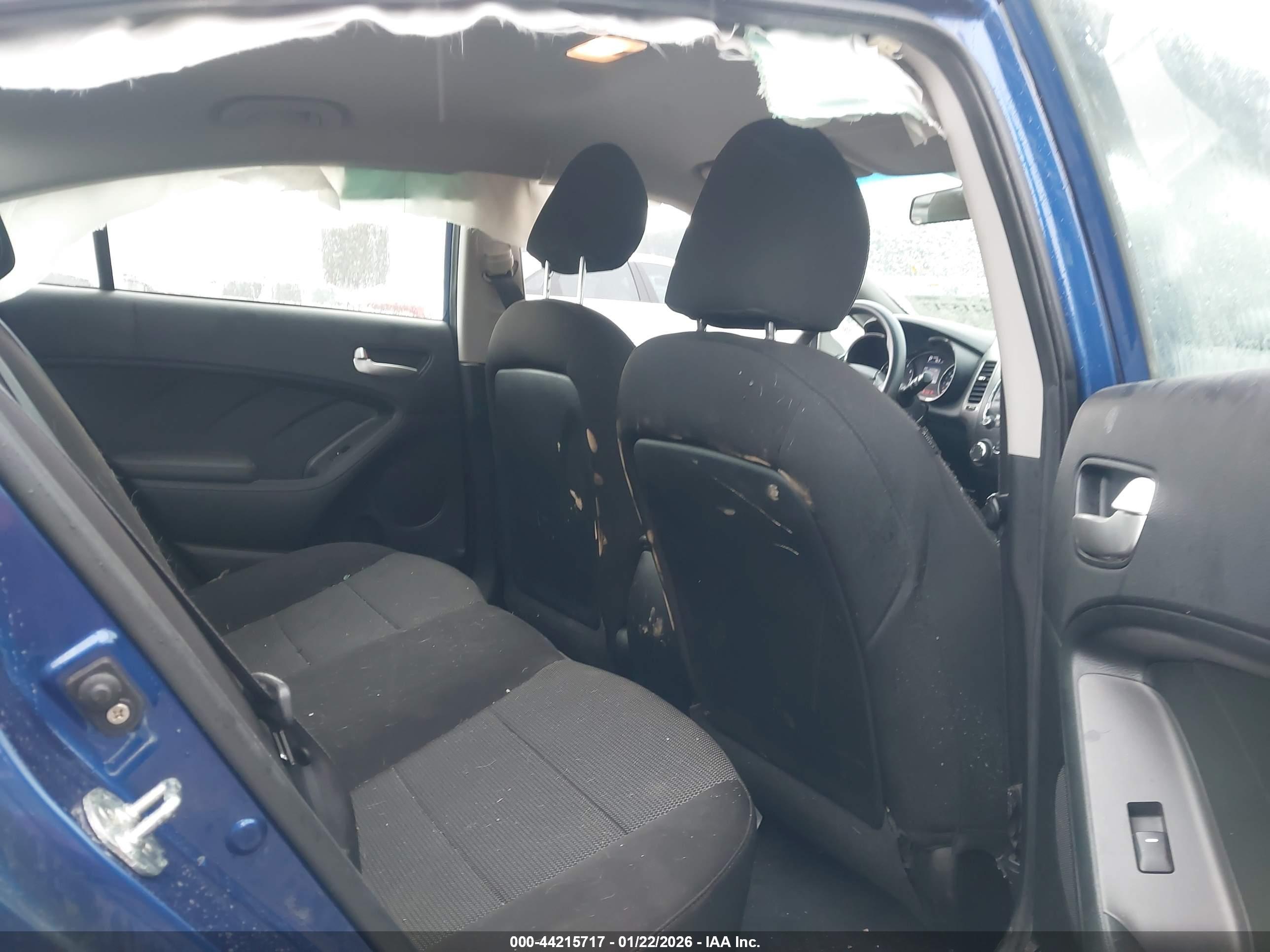 KIA FORTE image 8