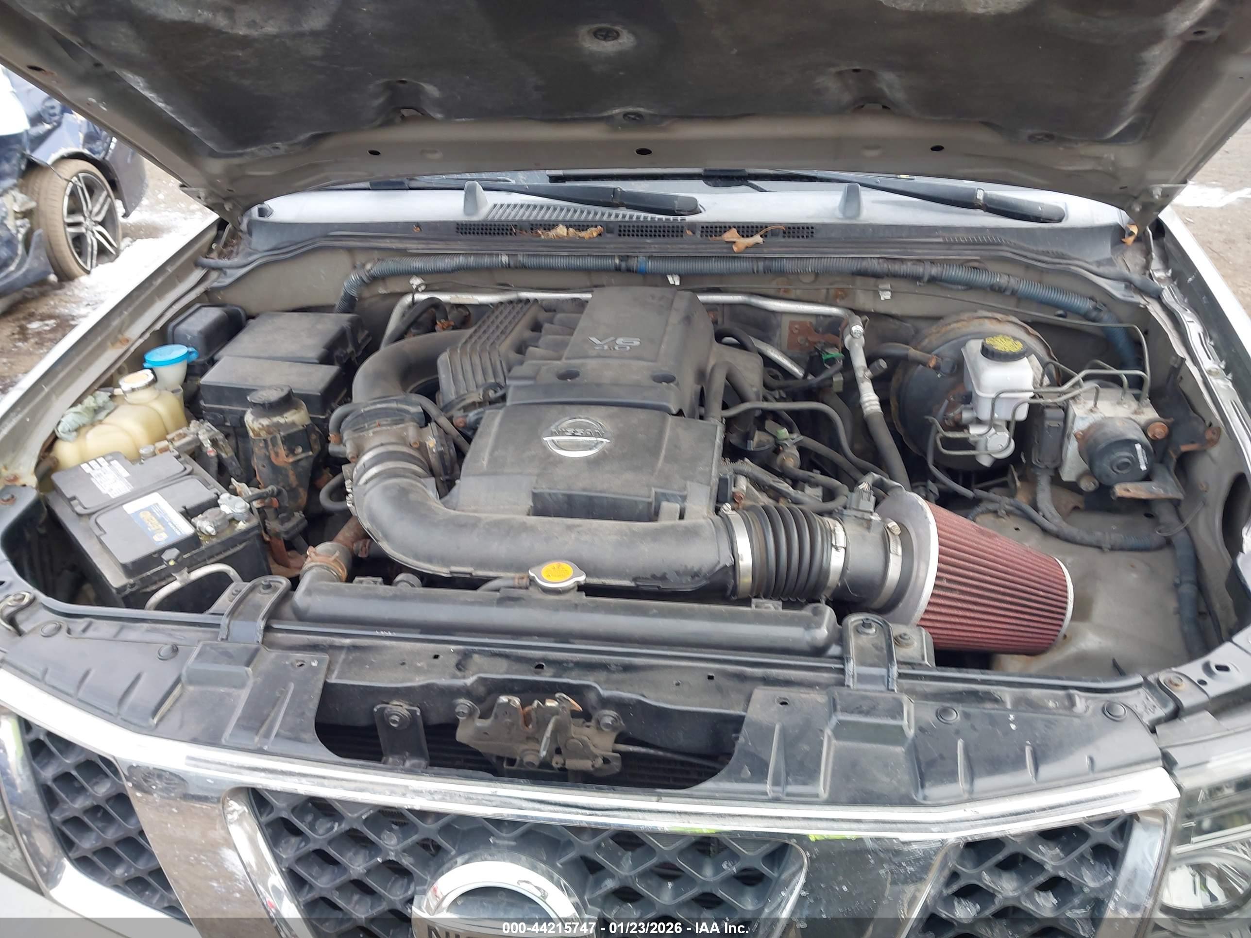 NISSAN FRONTIER image 10