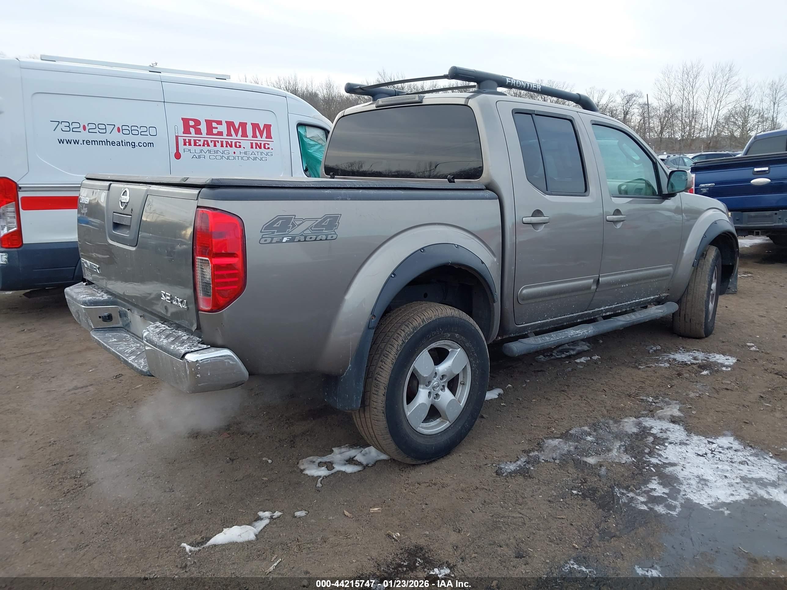 NISSAN FRONTIER image 4