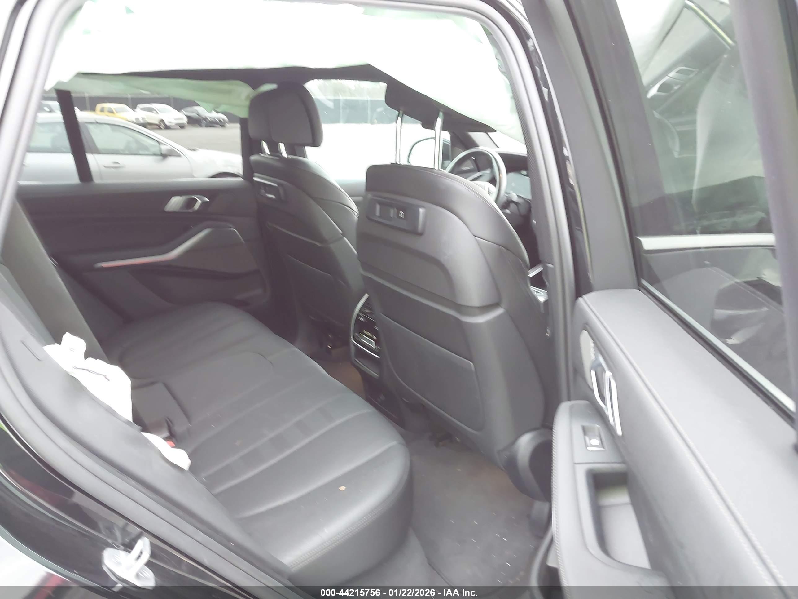 BMW X5 image 8