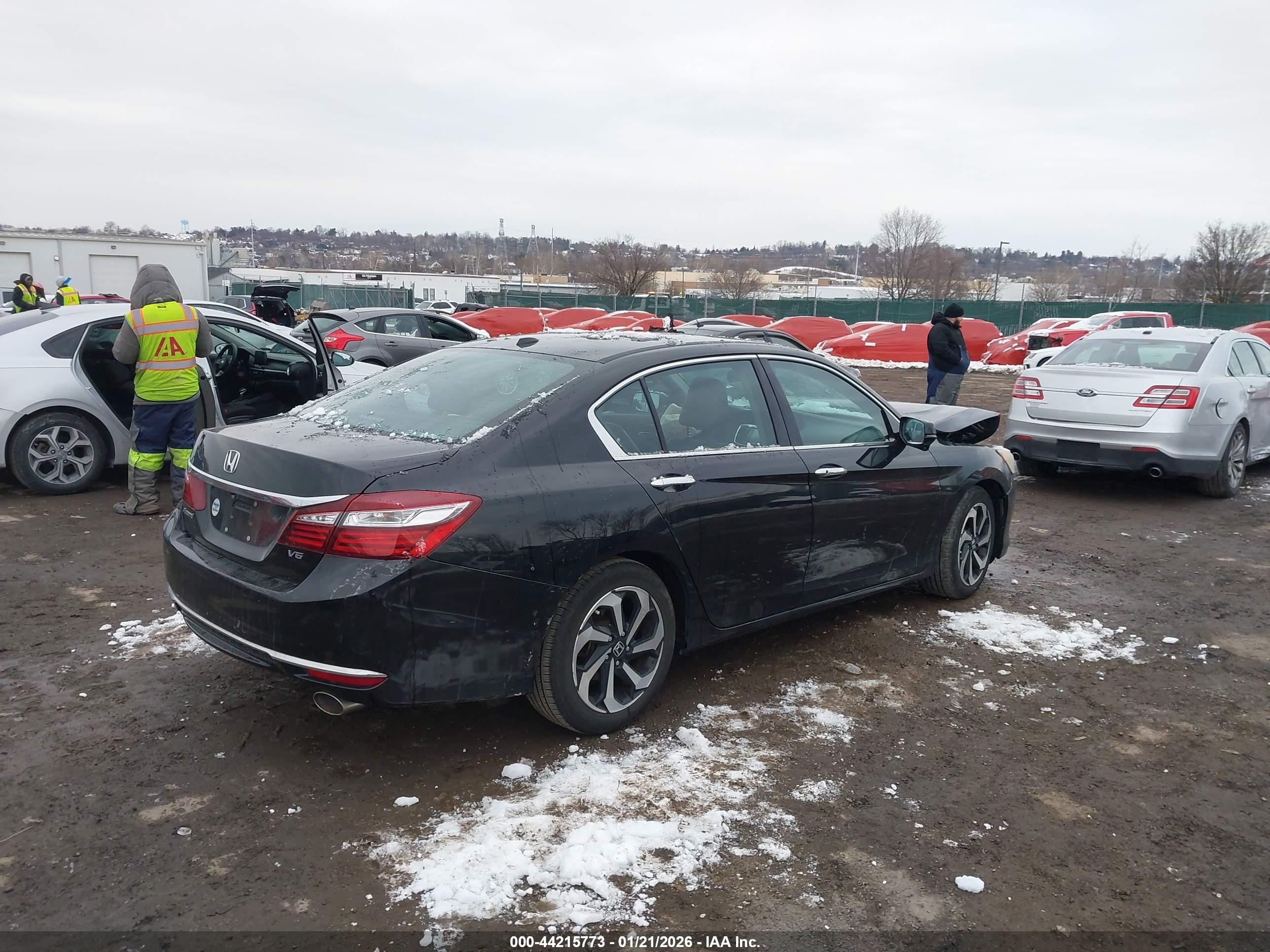 HONDA ACCORD image 4