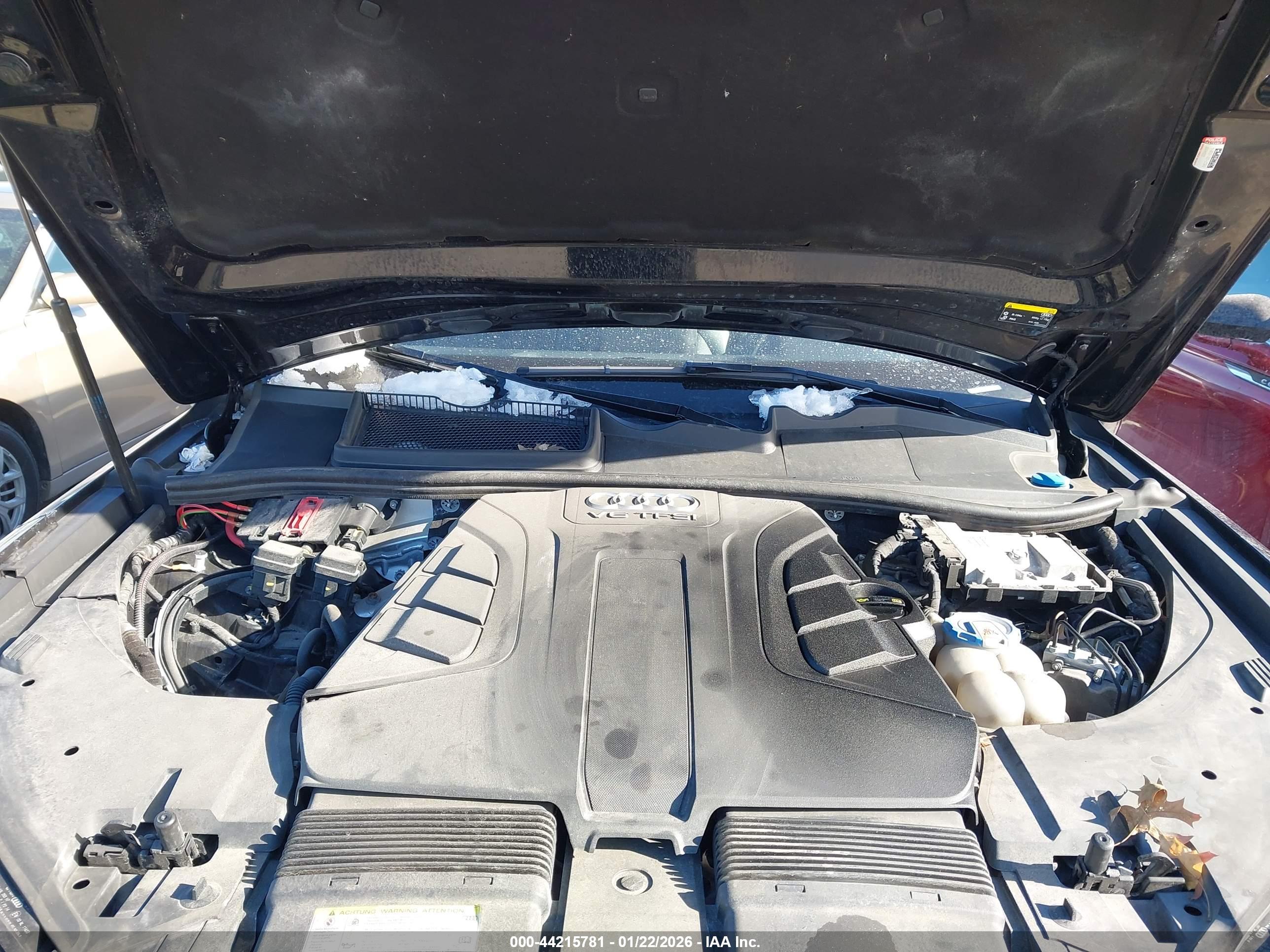 AUDI Q7 image 10