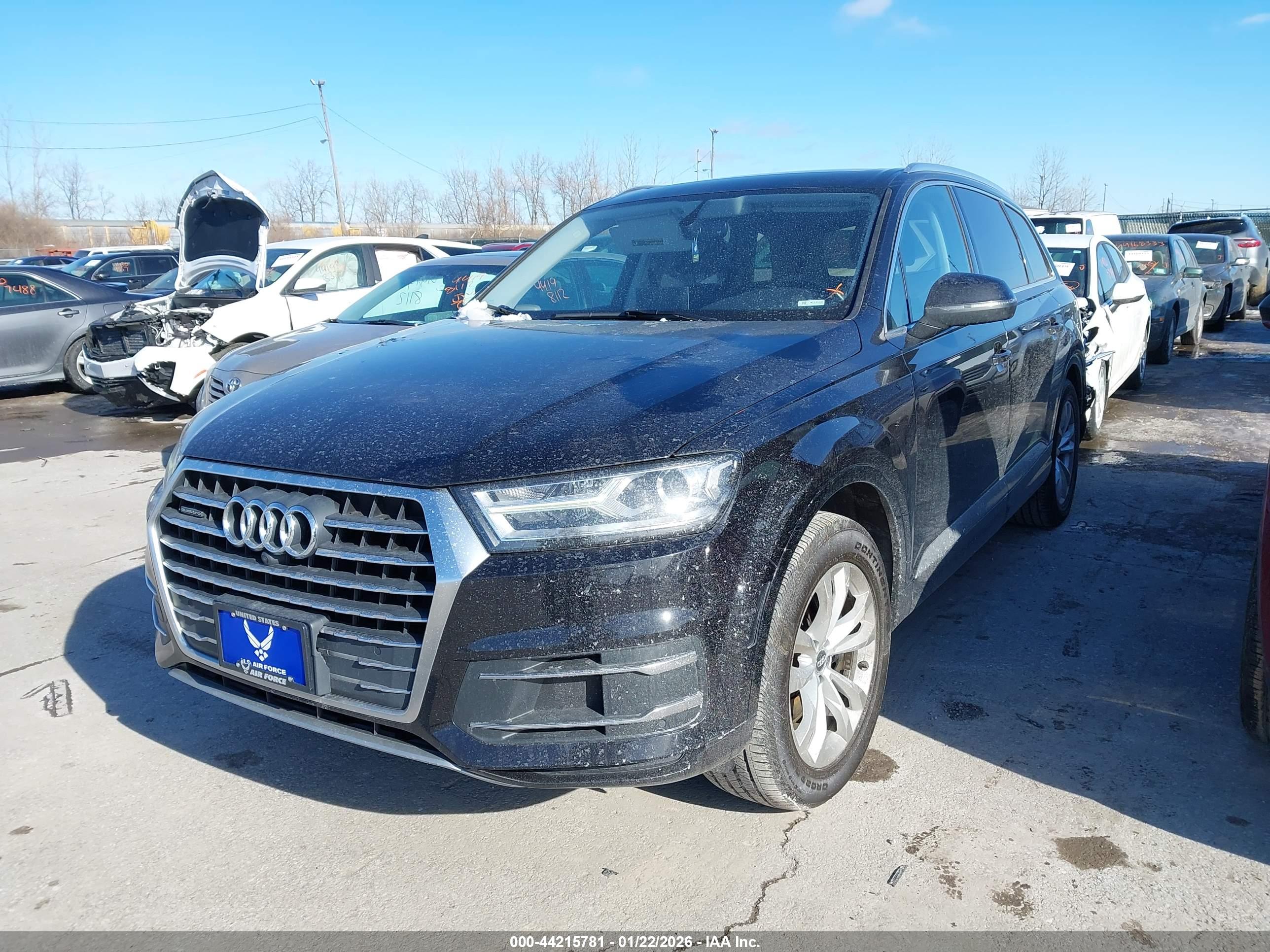 AUDI Q7 image 2