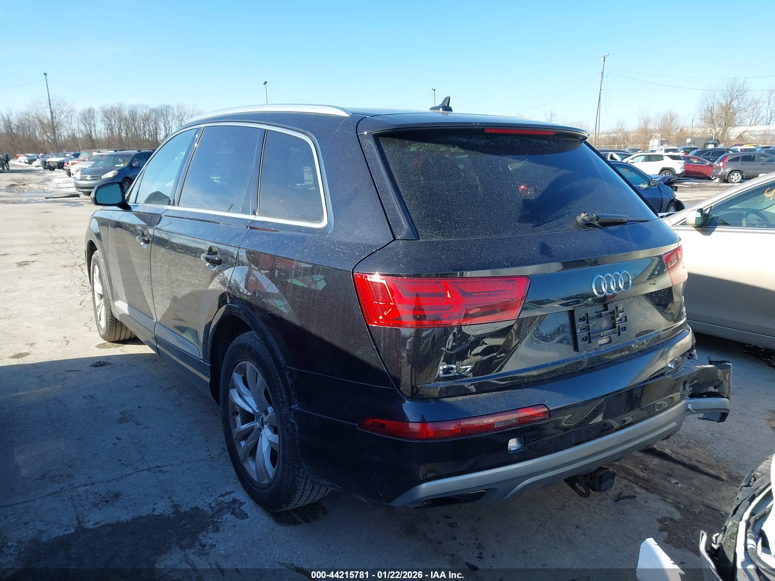AUDI Q7 image 3