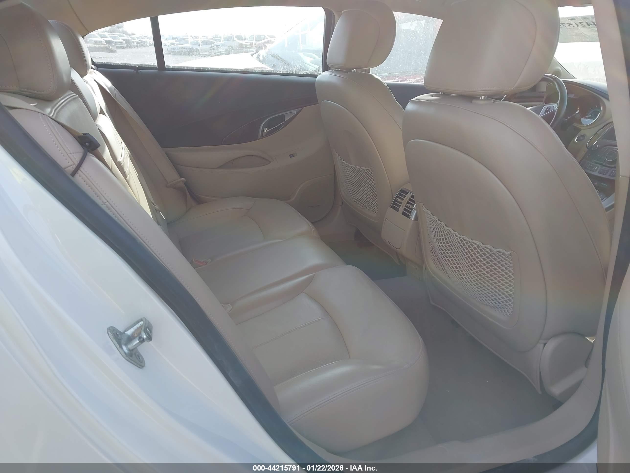 BUICK LACROSSE image 8