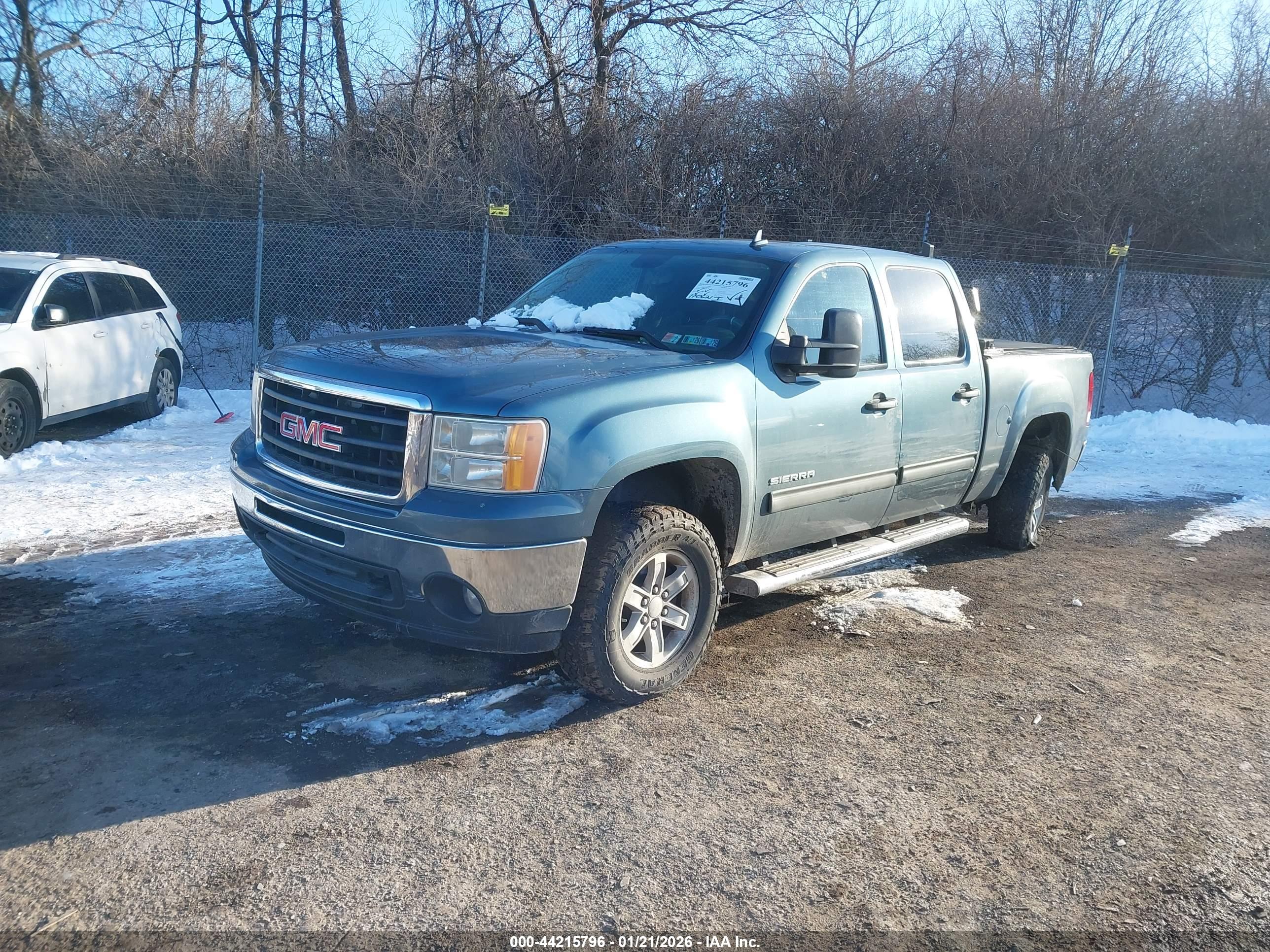 GMC SIERRA image 2