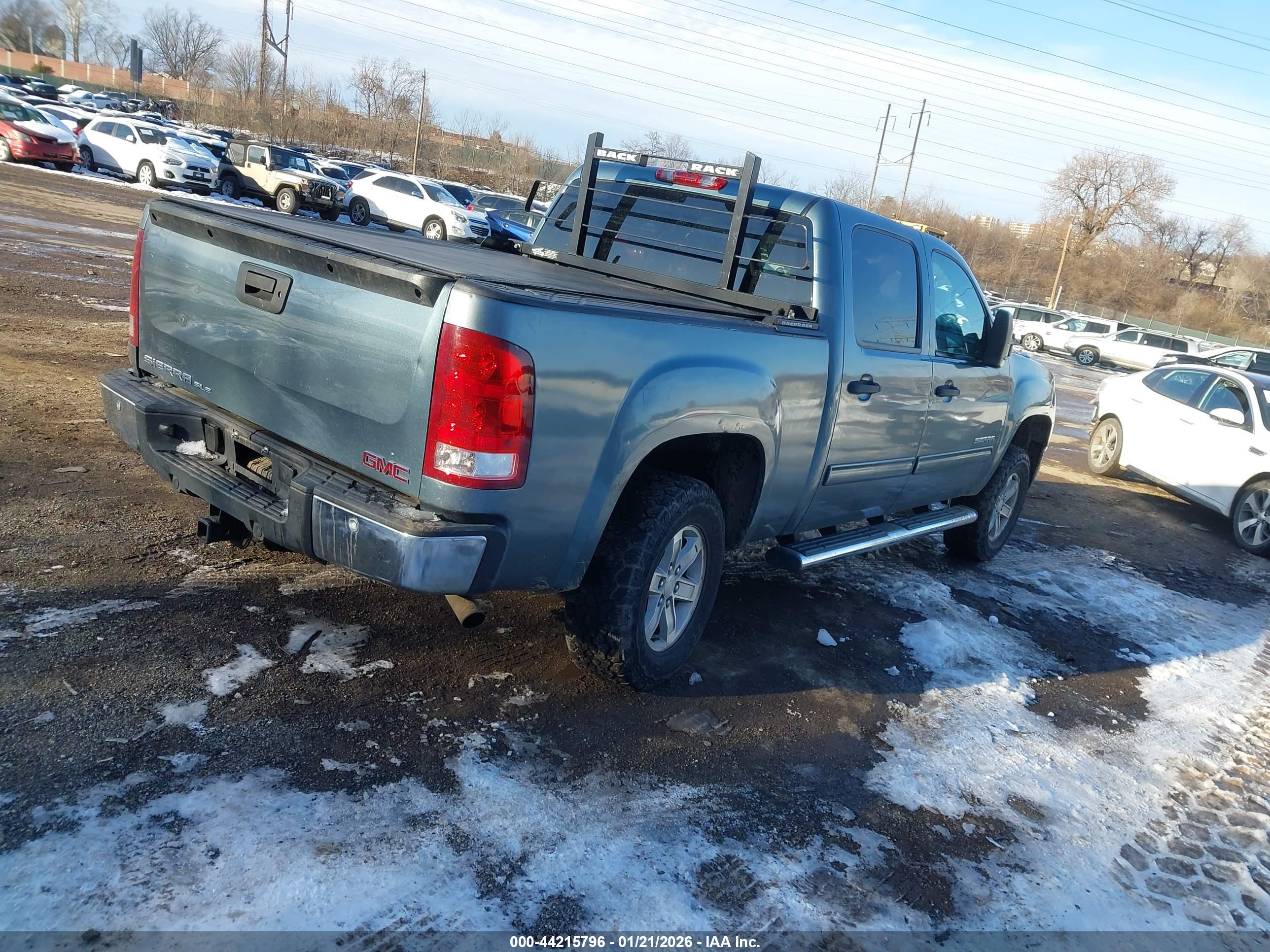 GMC SIERRA image 4