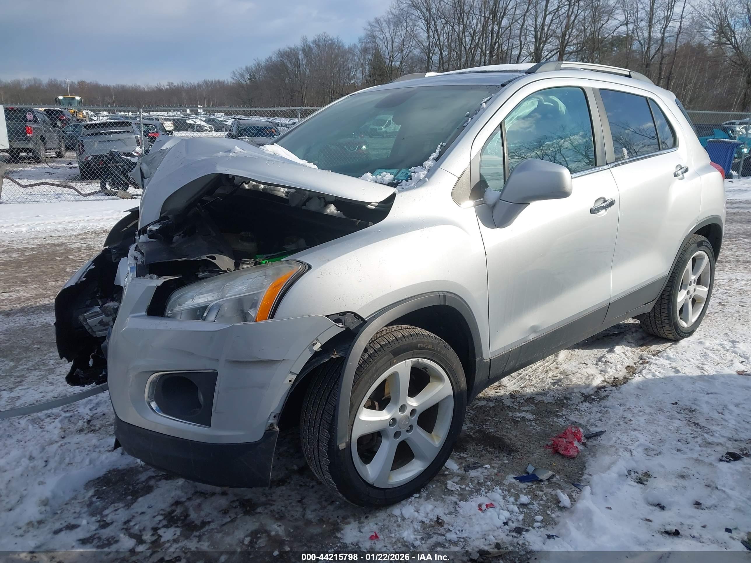 CHEVROLET TRAX image 2