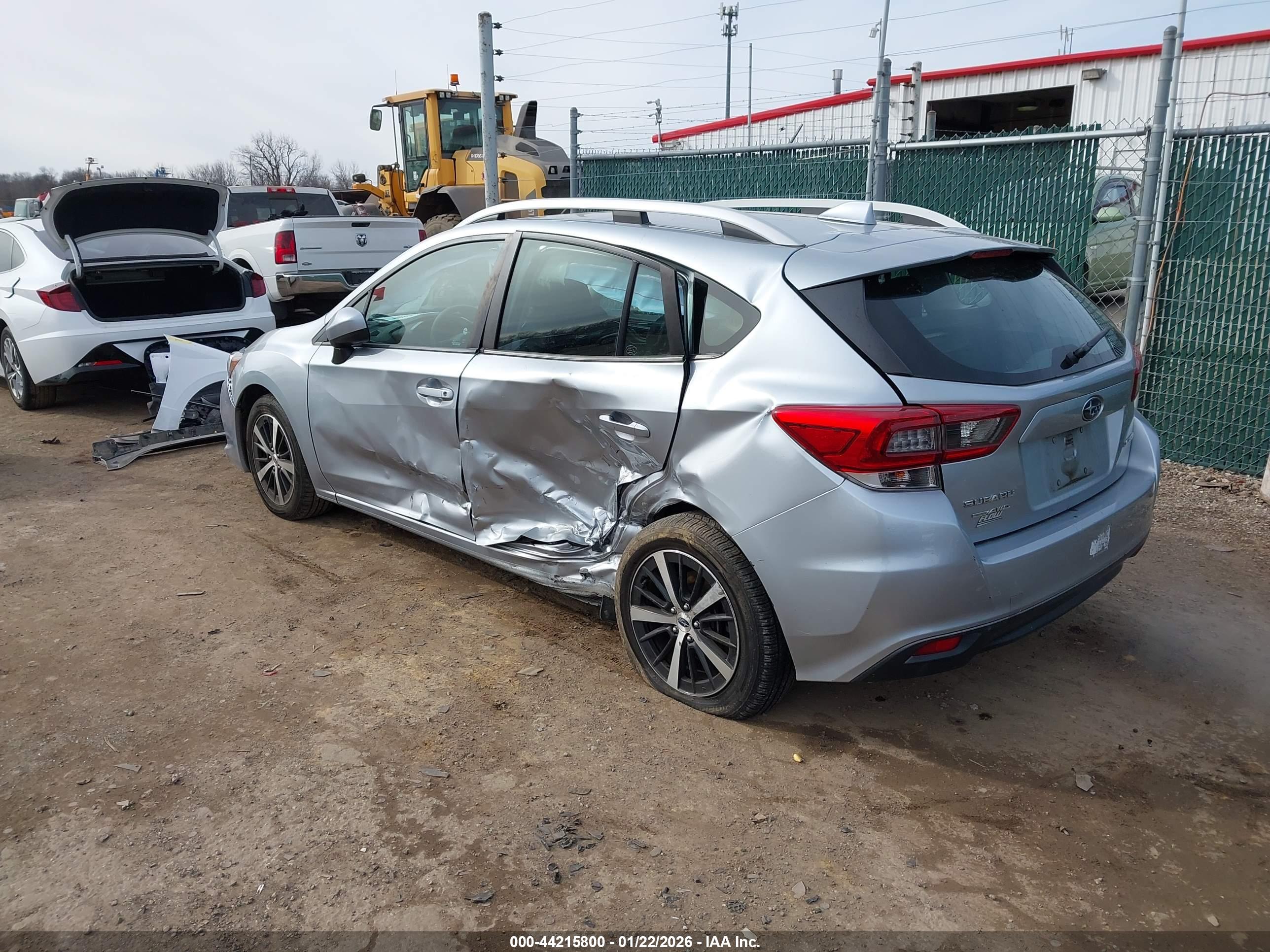 SUBARU IMPREZA image 3