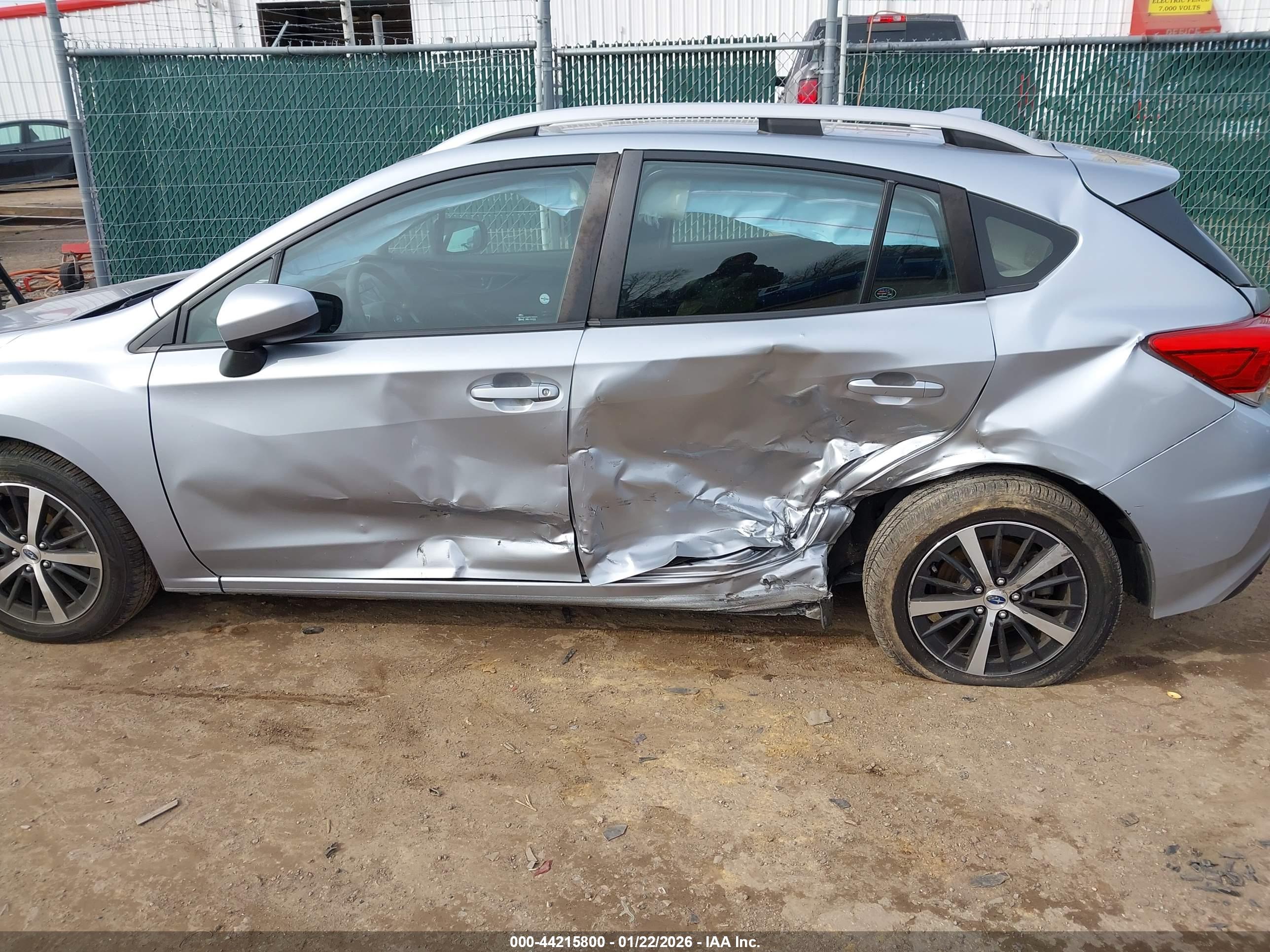 SUBARU IMPREZA image 6