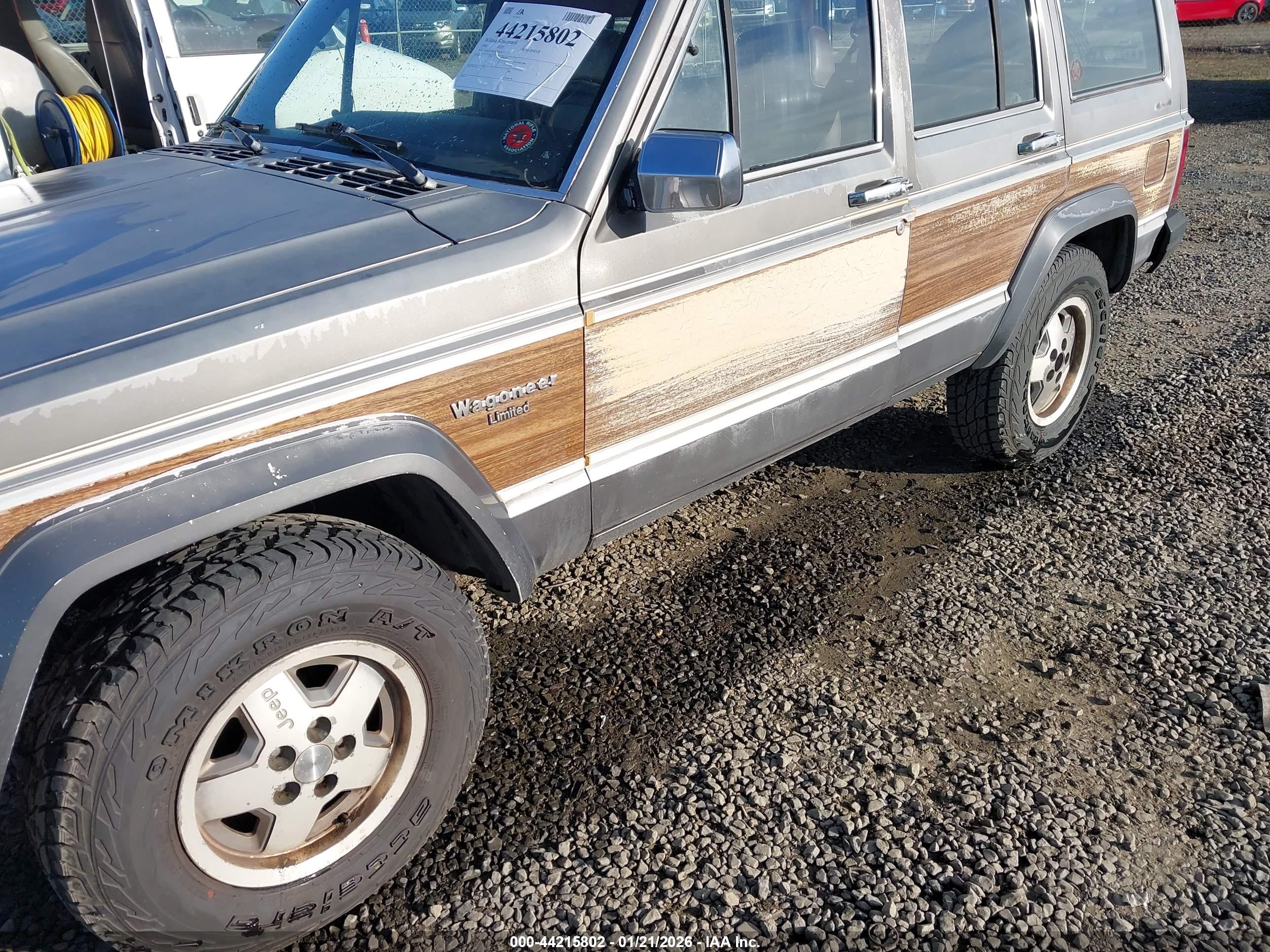JEEP WAGONEER image 6