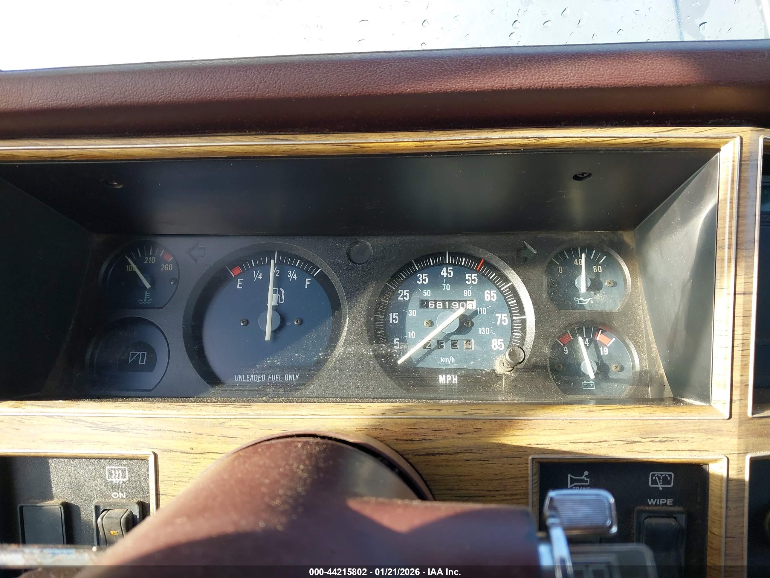 JEEP WAGONEER image 7