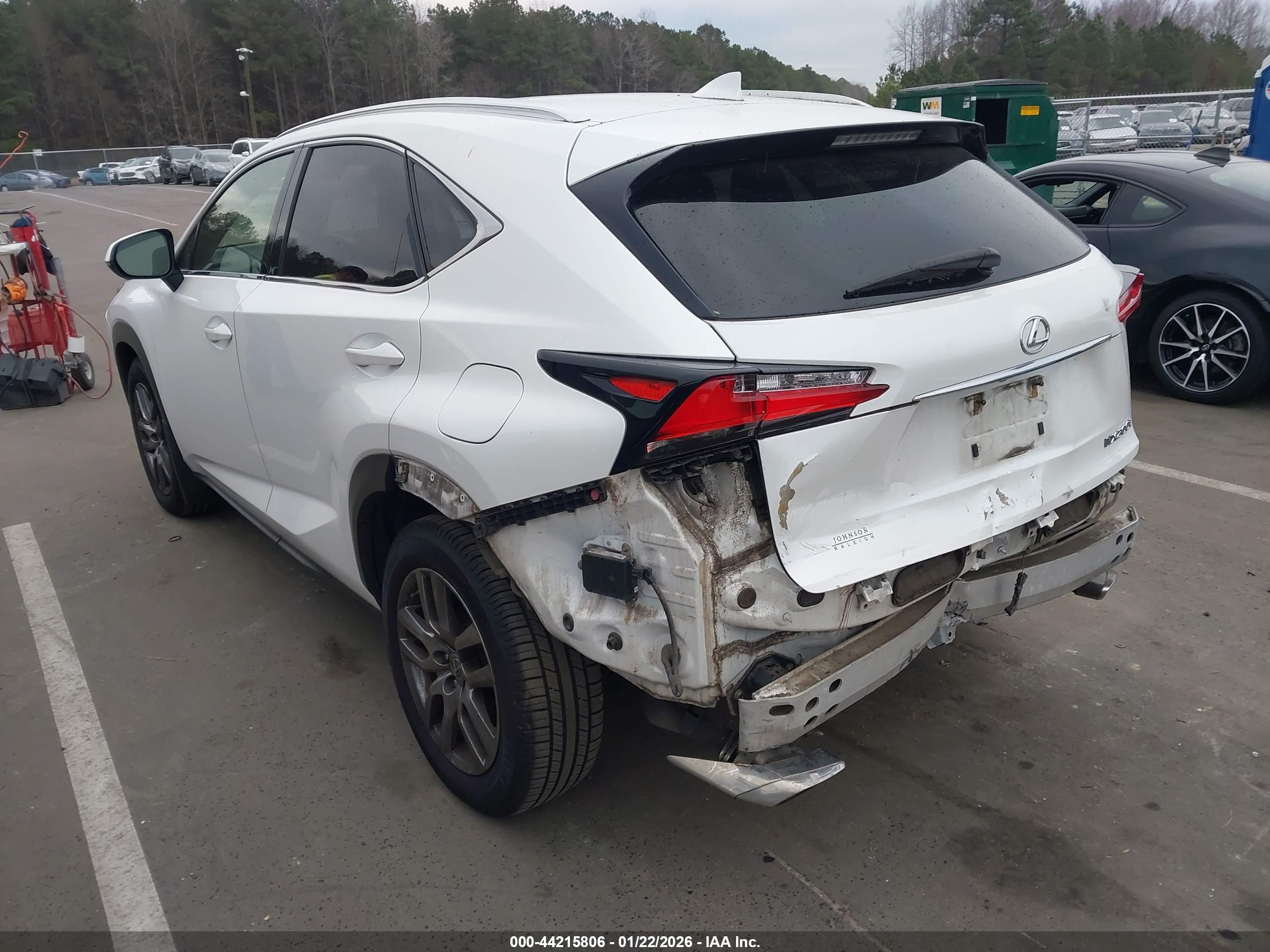 LEXUS NX image 3