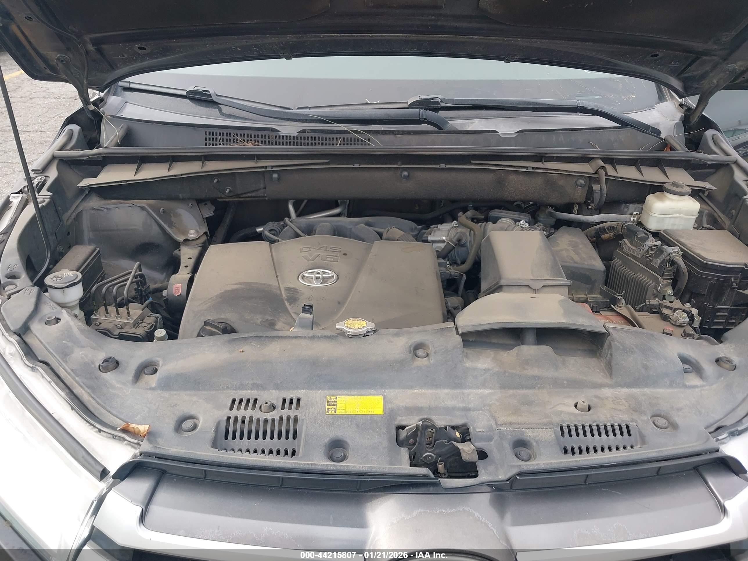 TOYOTA HIGHLANDER image 10