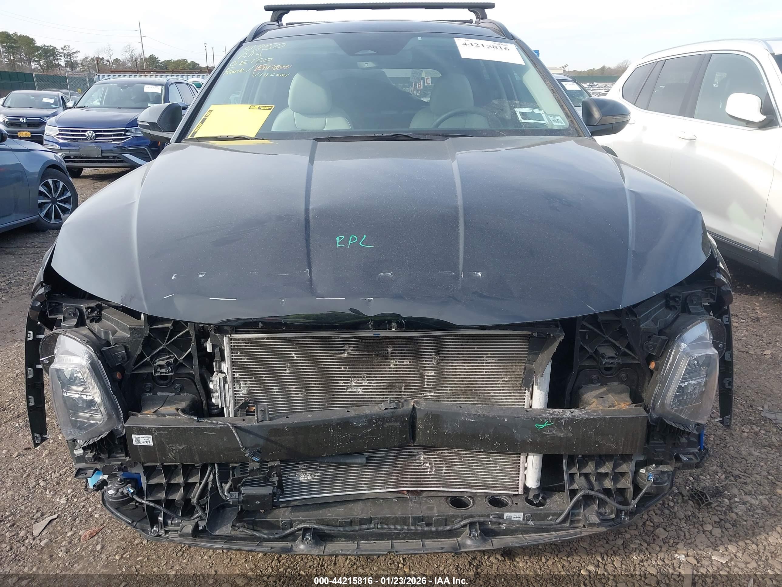 HYUNDAI TUCSON image 6