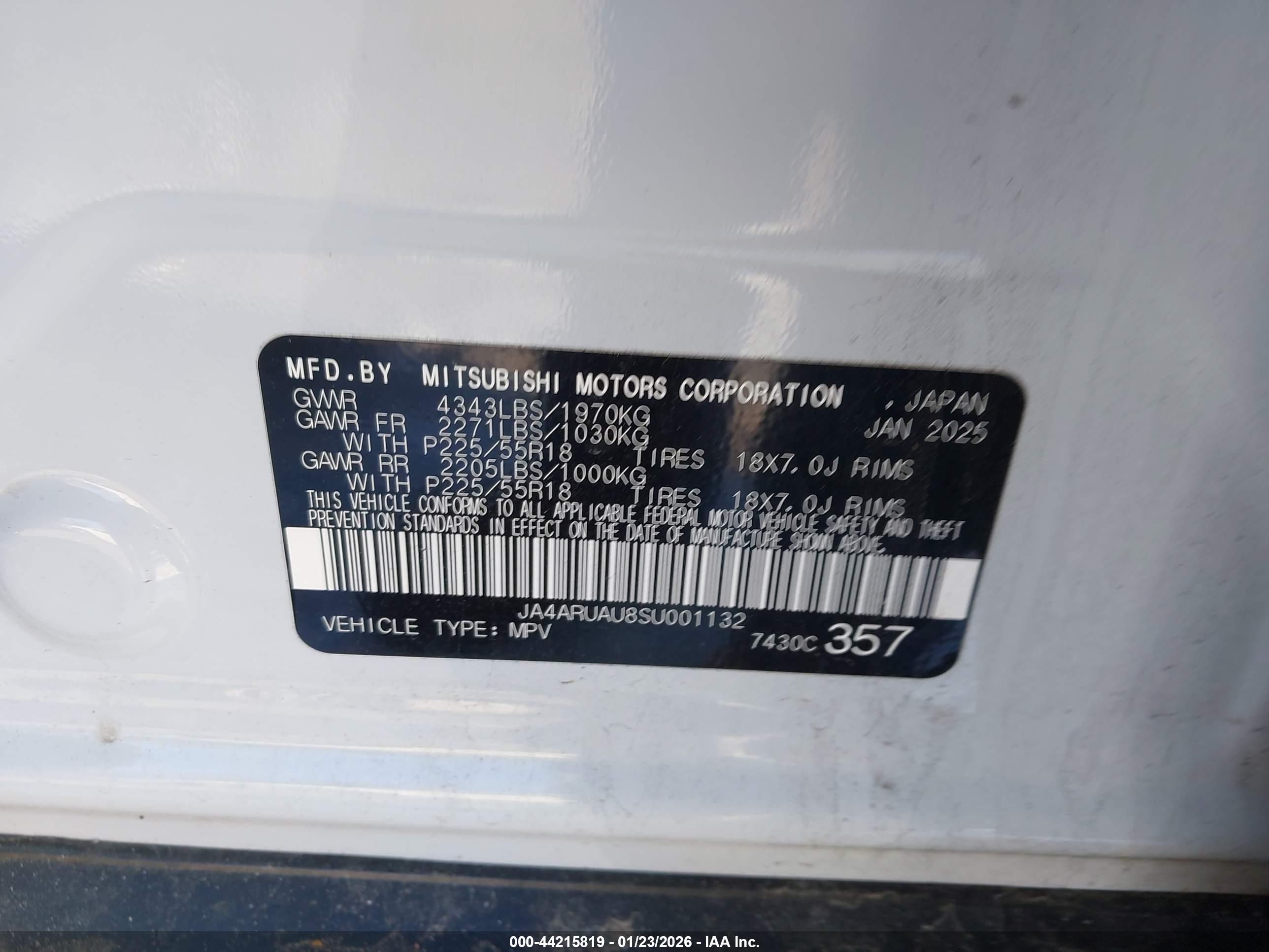 MITSUBISHI OUTLANDER image 9