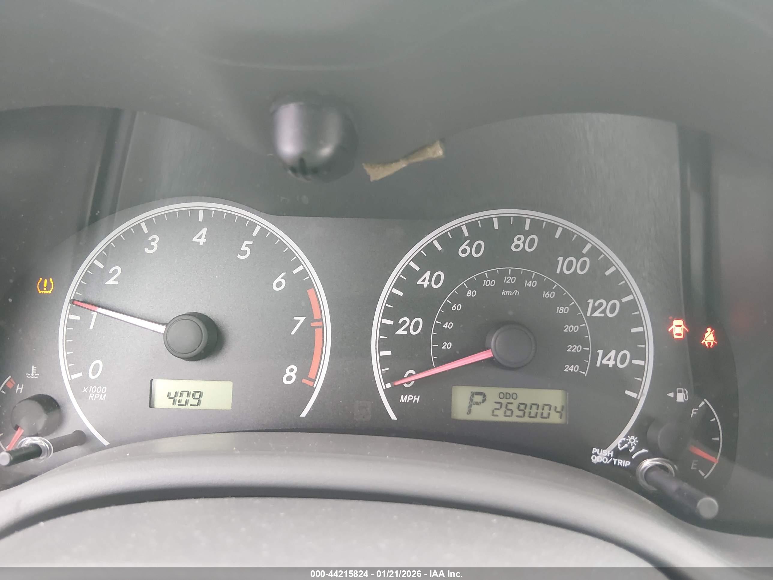 TOYOTA COROLLA image 7