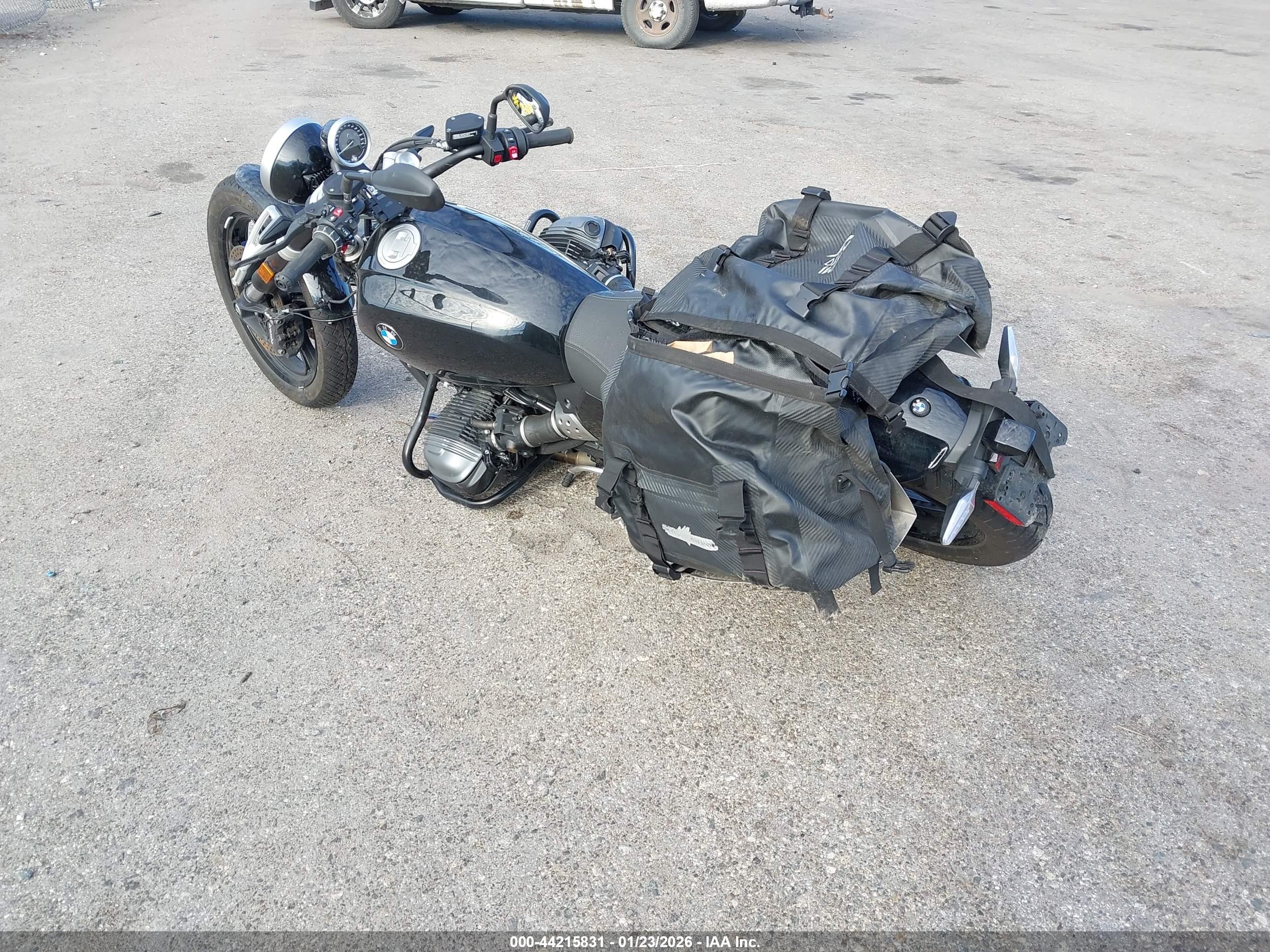 BMW R image 3
