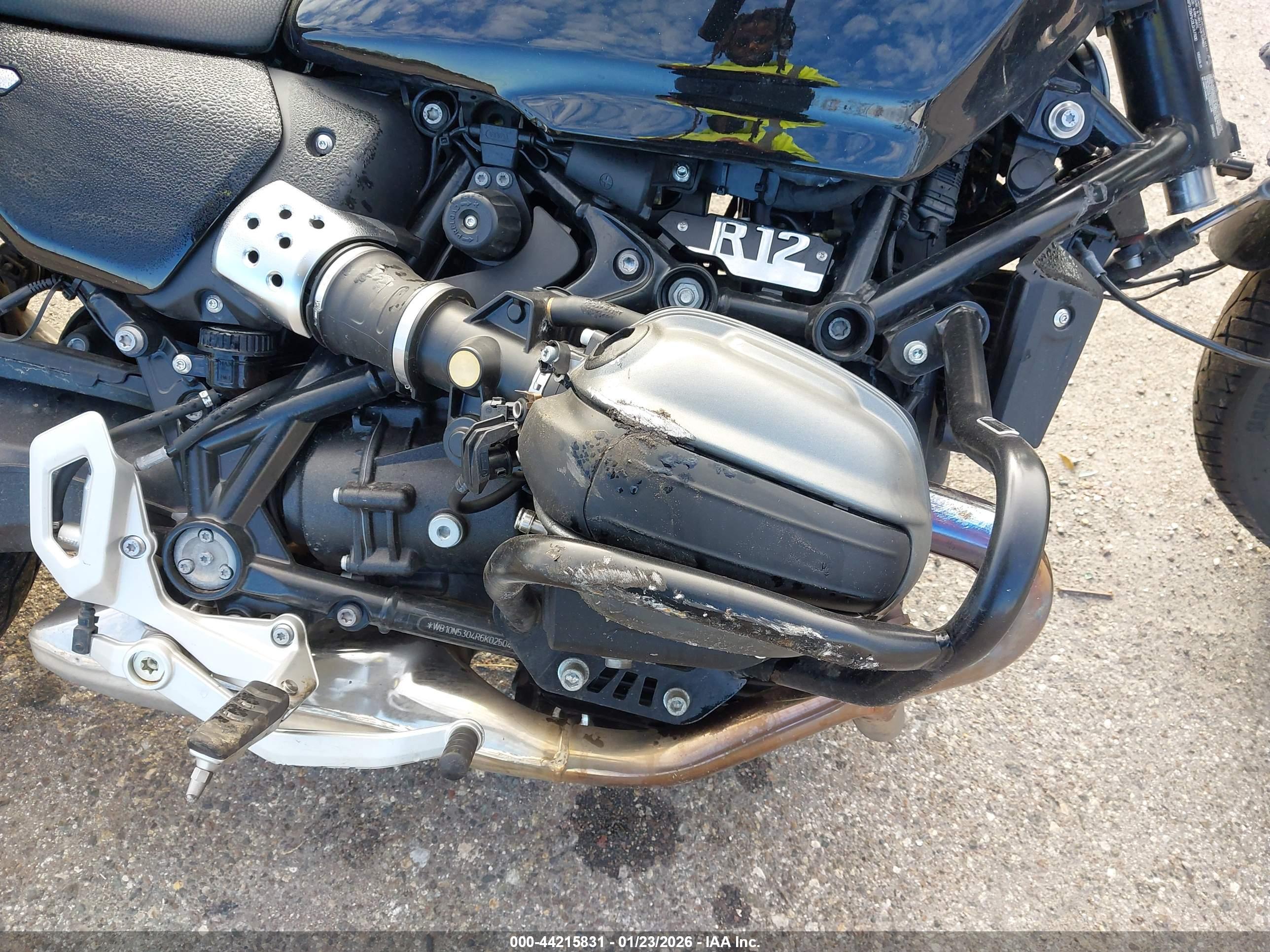 BMW R image 8