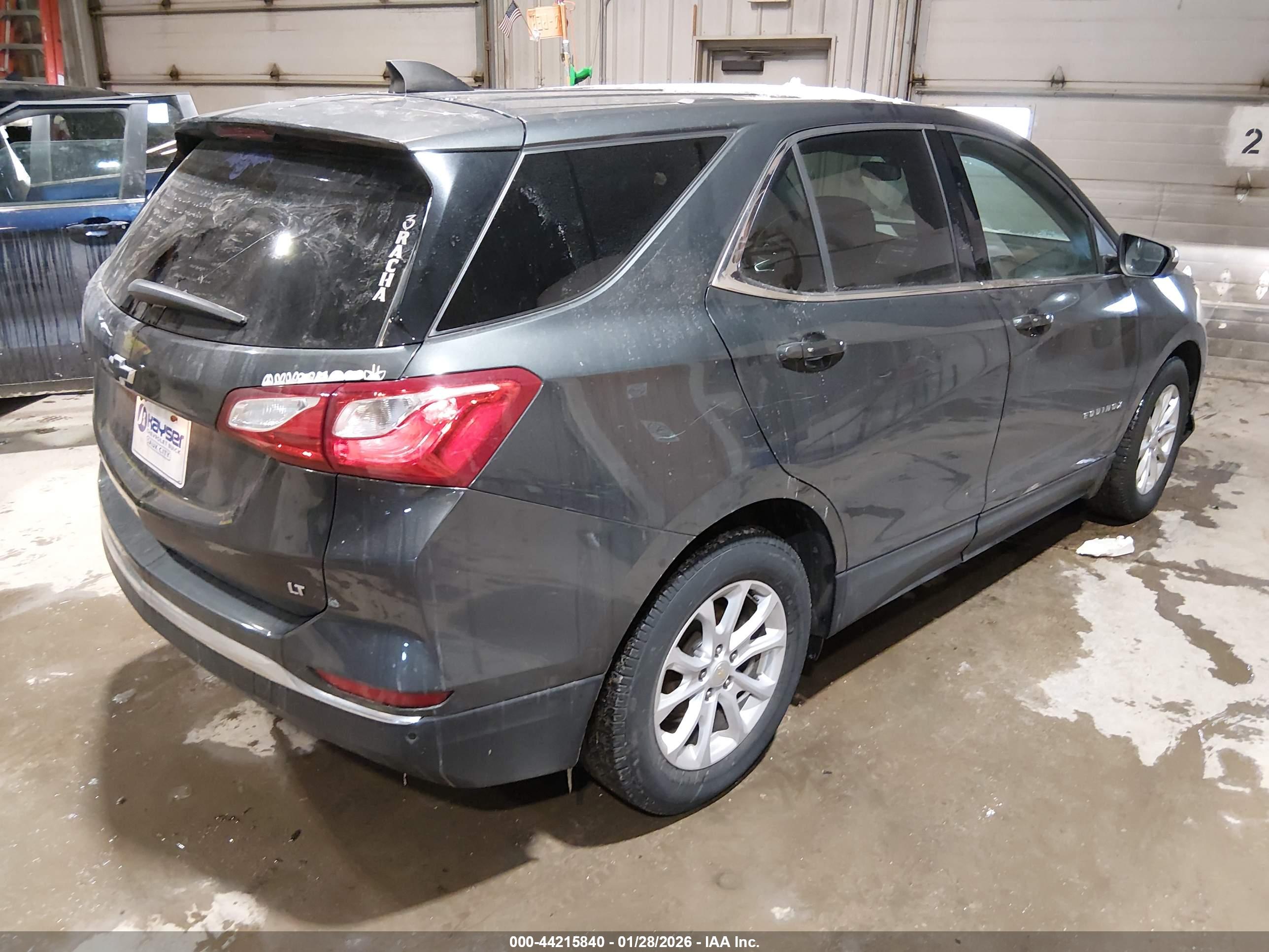 CHEVROLET EQUINOX image 4