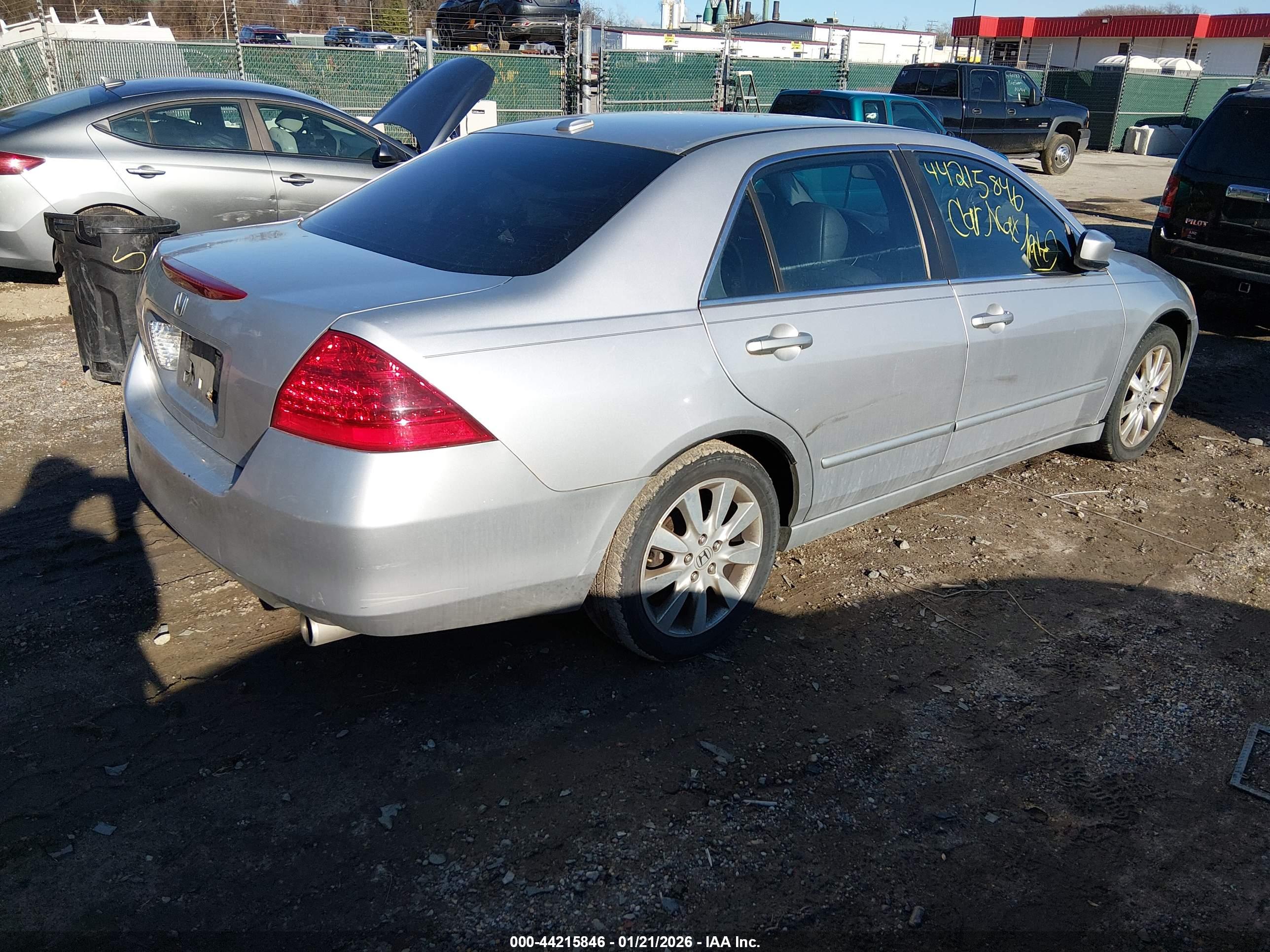 HONDA ACCORD image 4