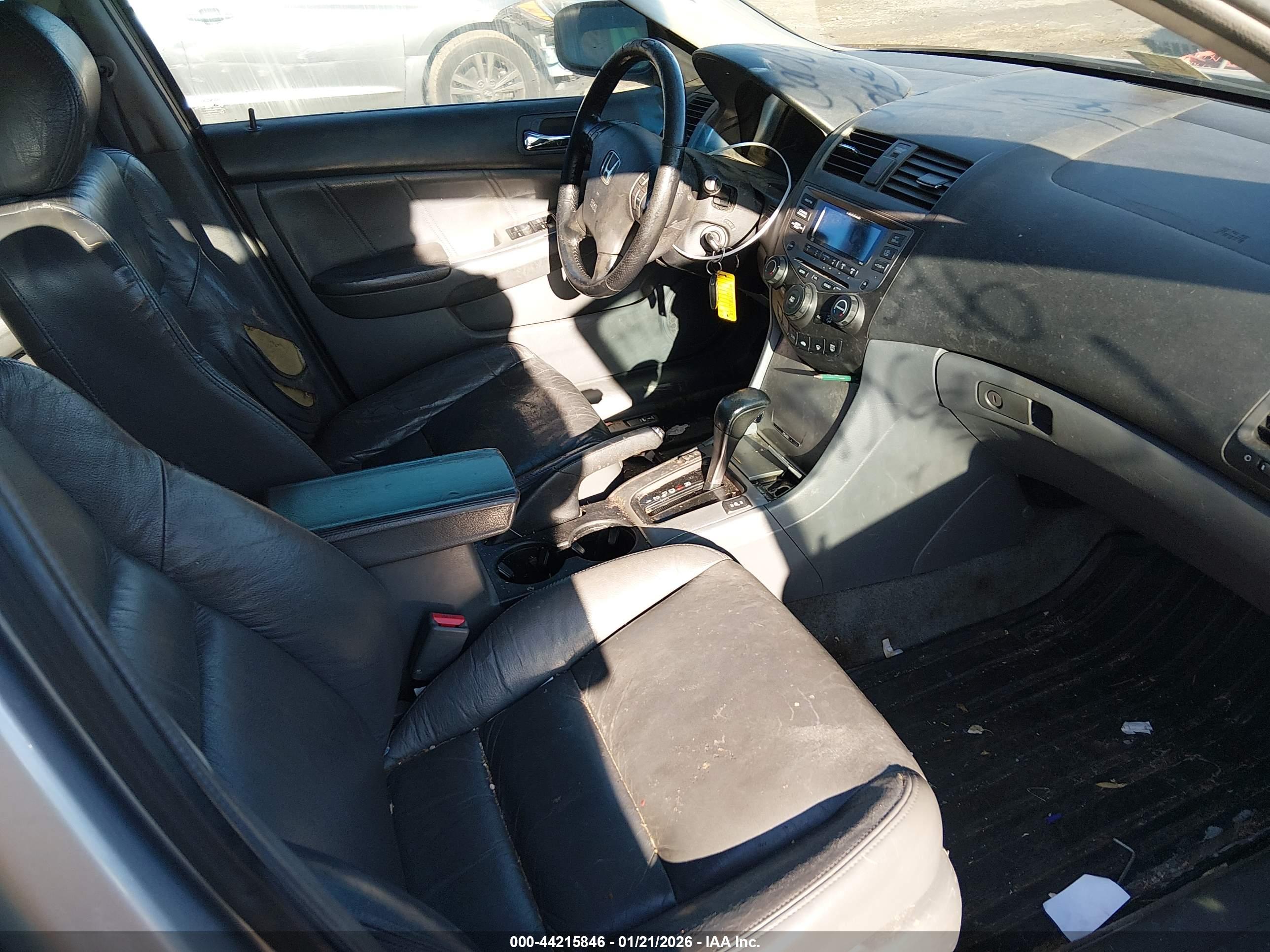 HONDA ACCORD image 5